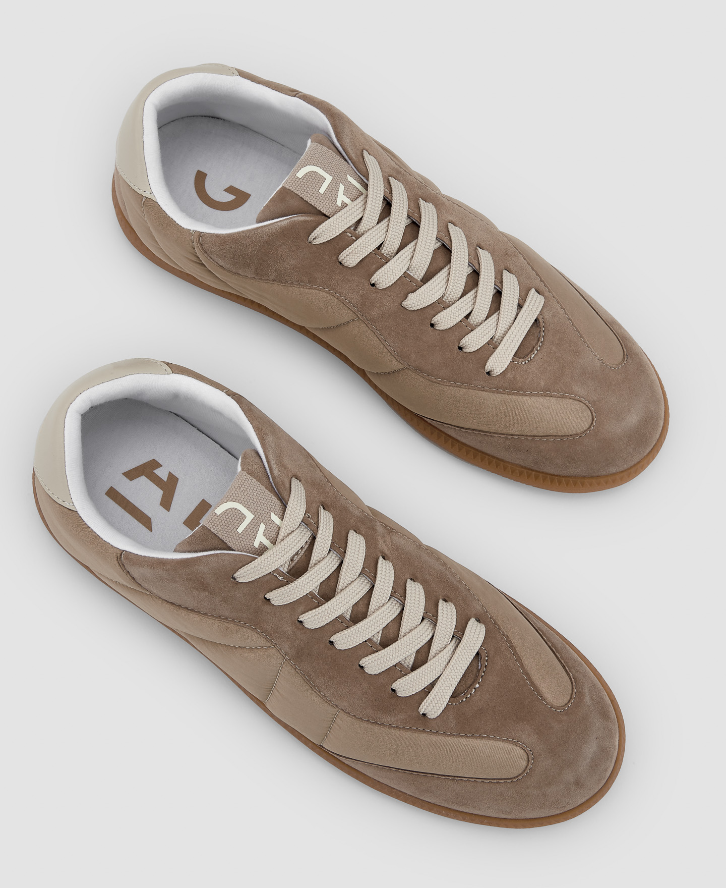 Leather sneaker image number 1