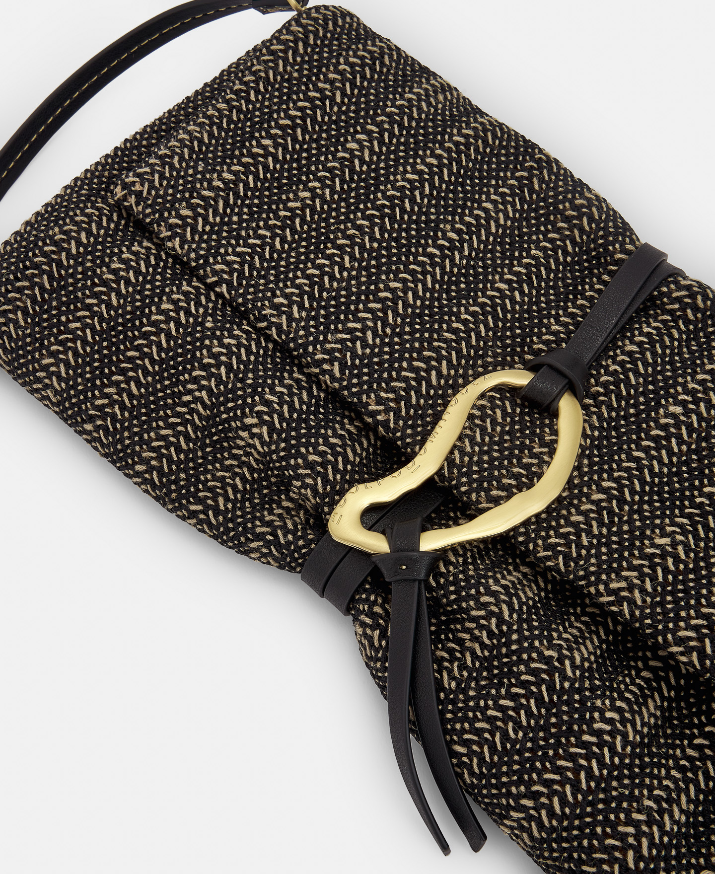 Raffia wallet with metal clasp image number 3