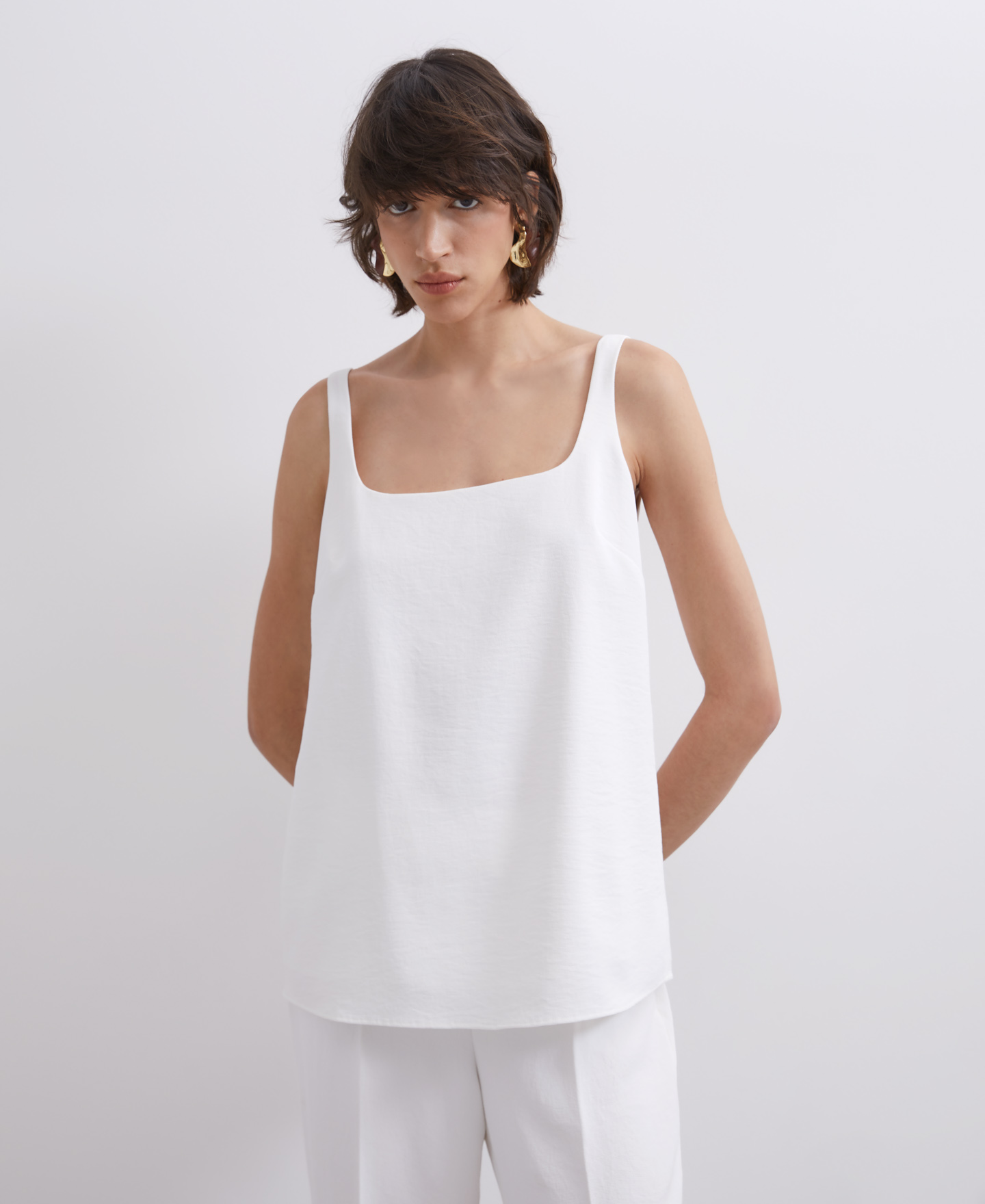 Square neckline top image number 0