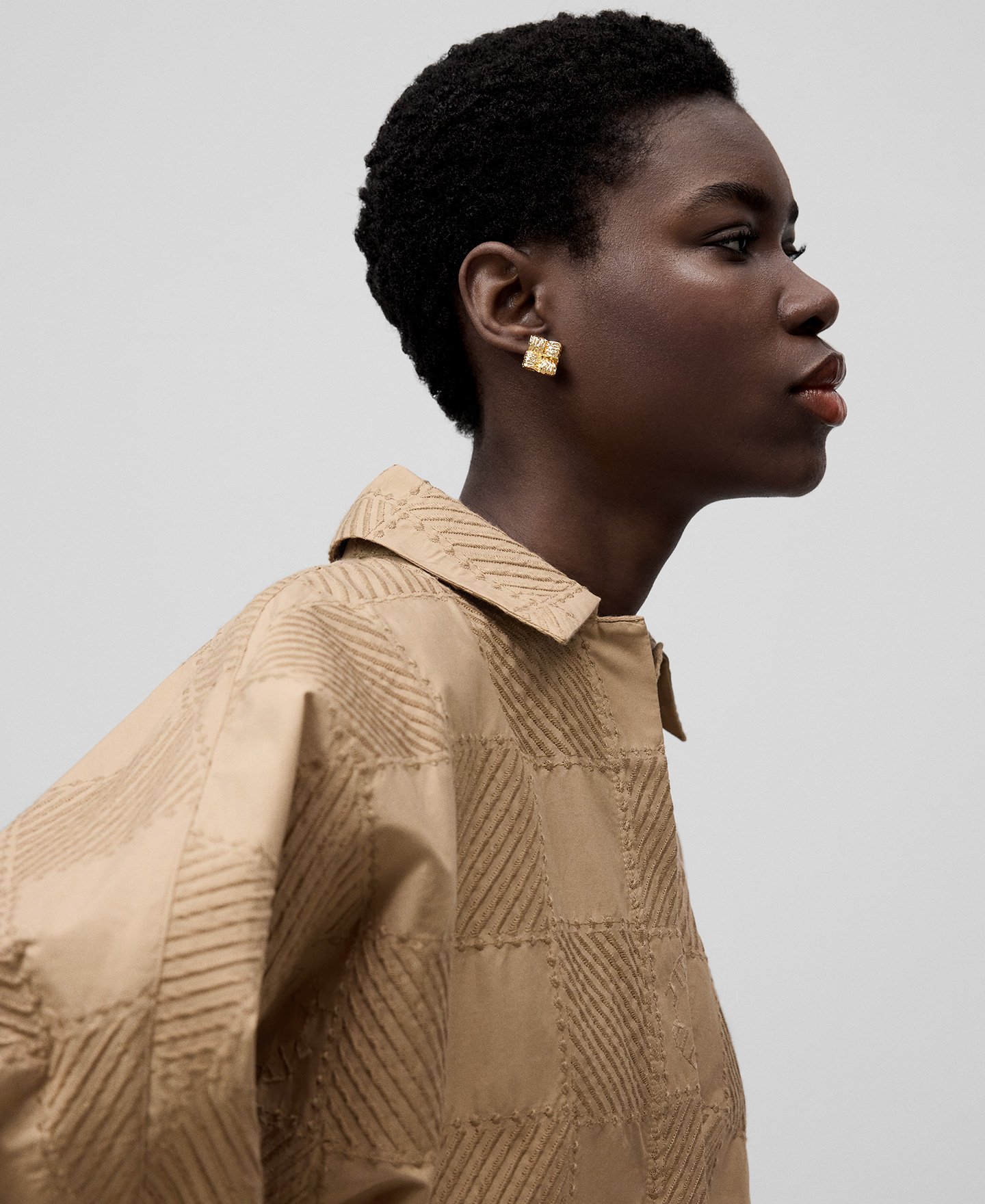Embroidered loose shirt woman image number 3