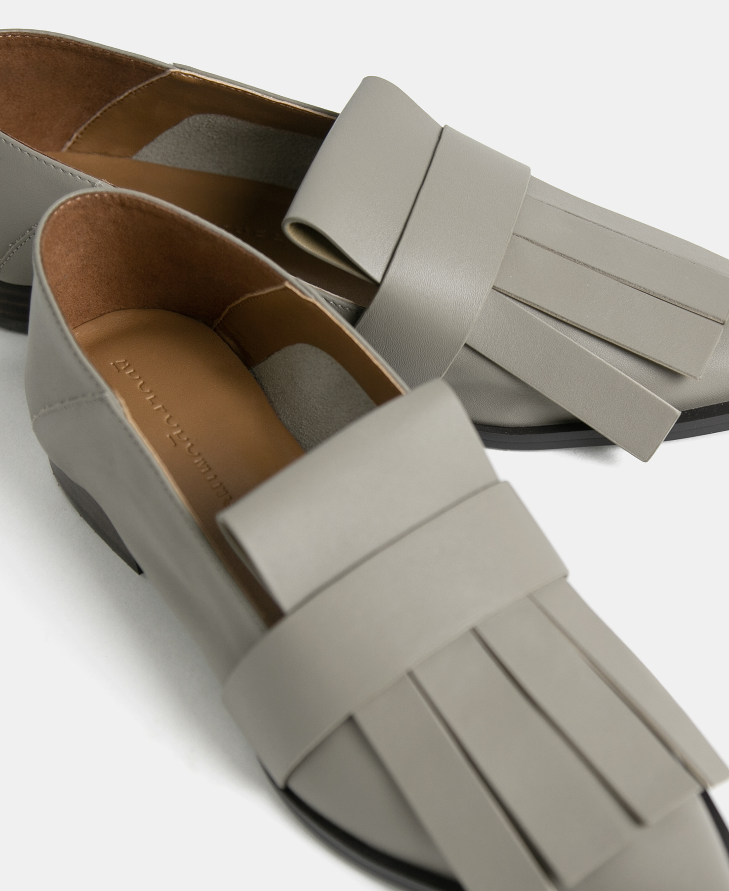 Zapato plano maxi flecos image number 2