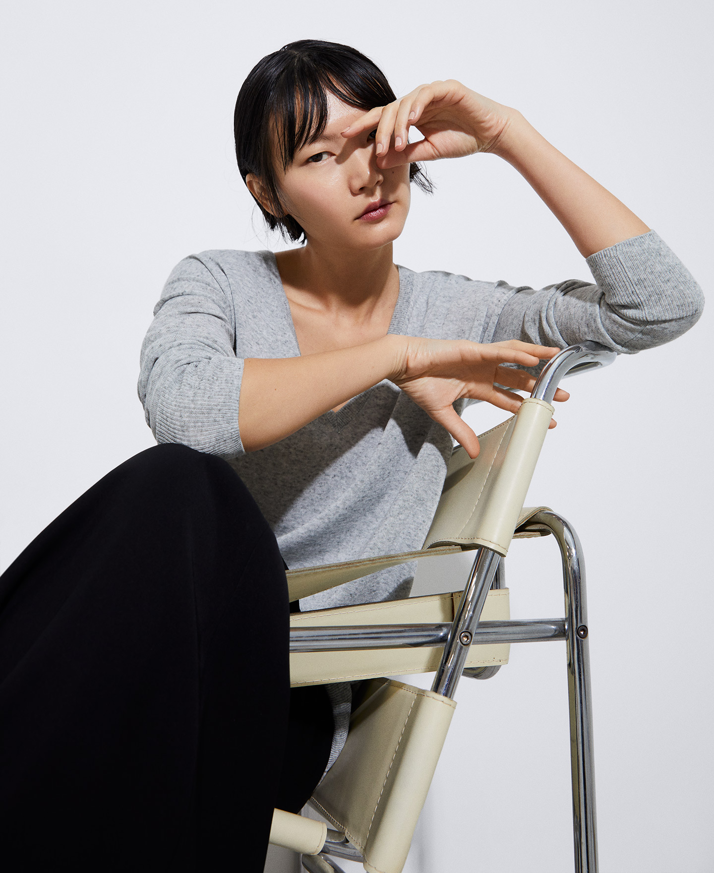 Linen and polyester neckline sweater image number 4