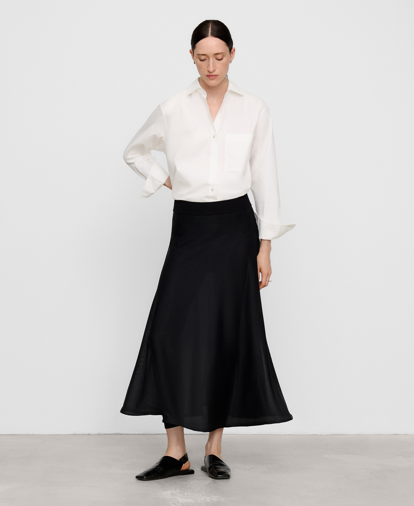 Halbtransparenter ausgestellter Rock mit Leggings image number 1