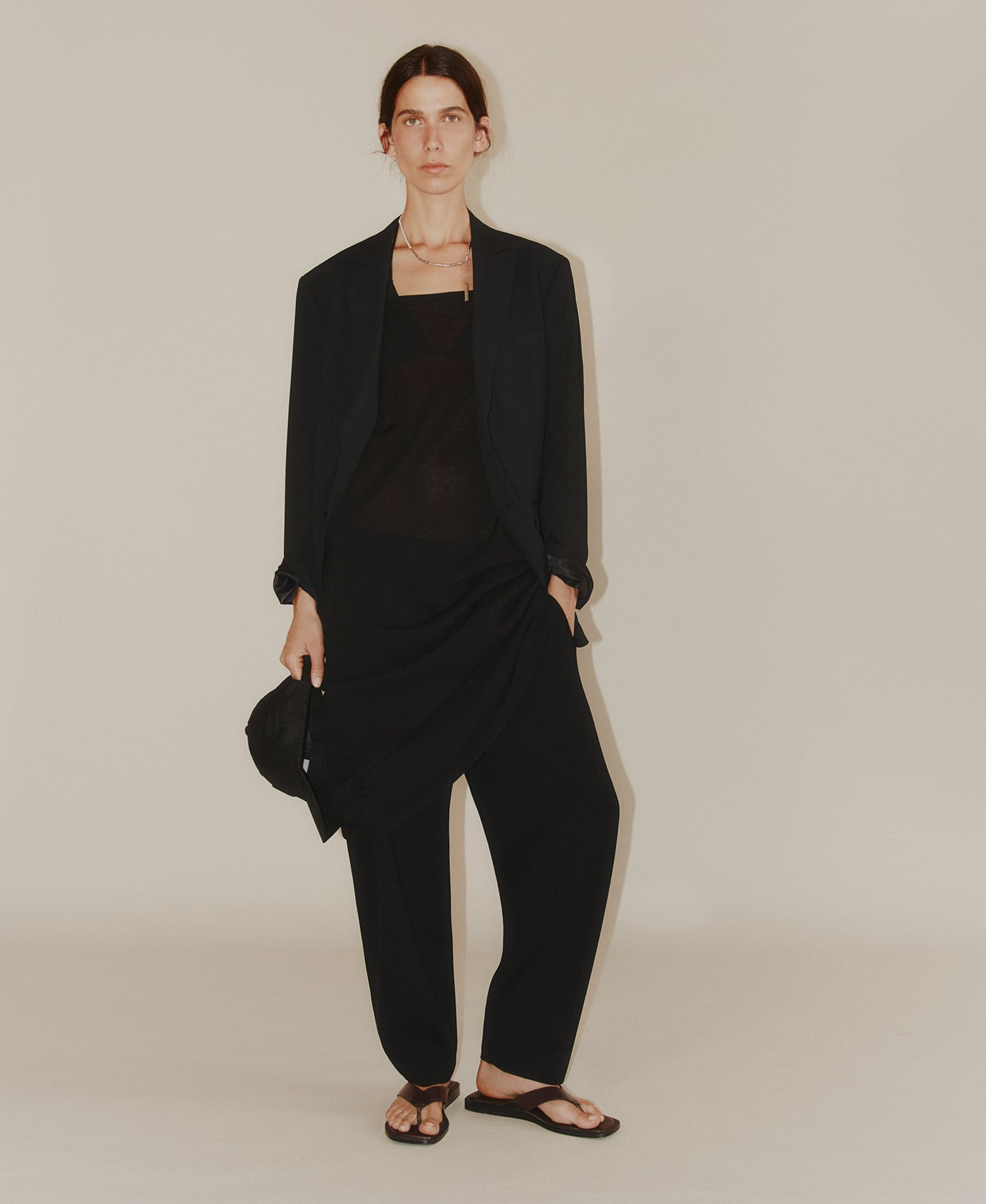 Knit barrel fit trousers image number 2