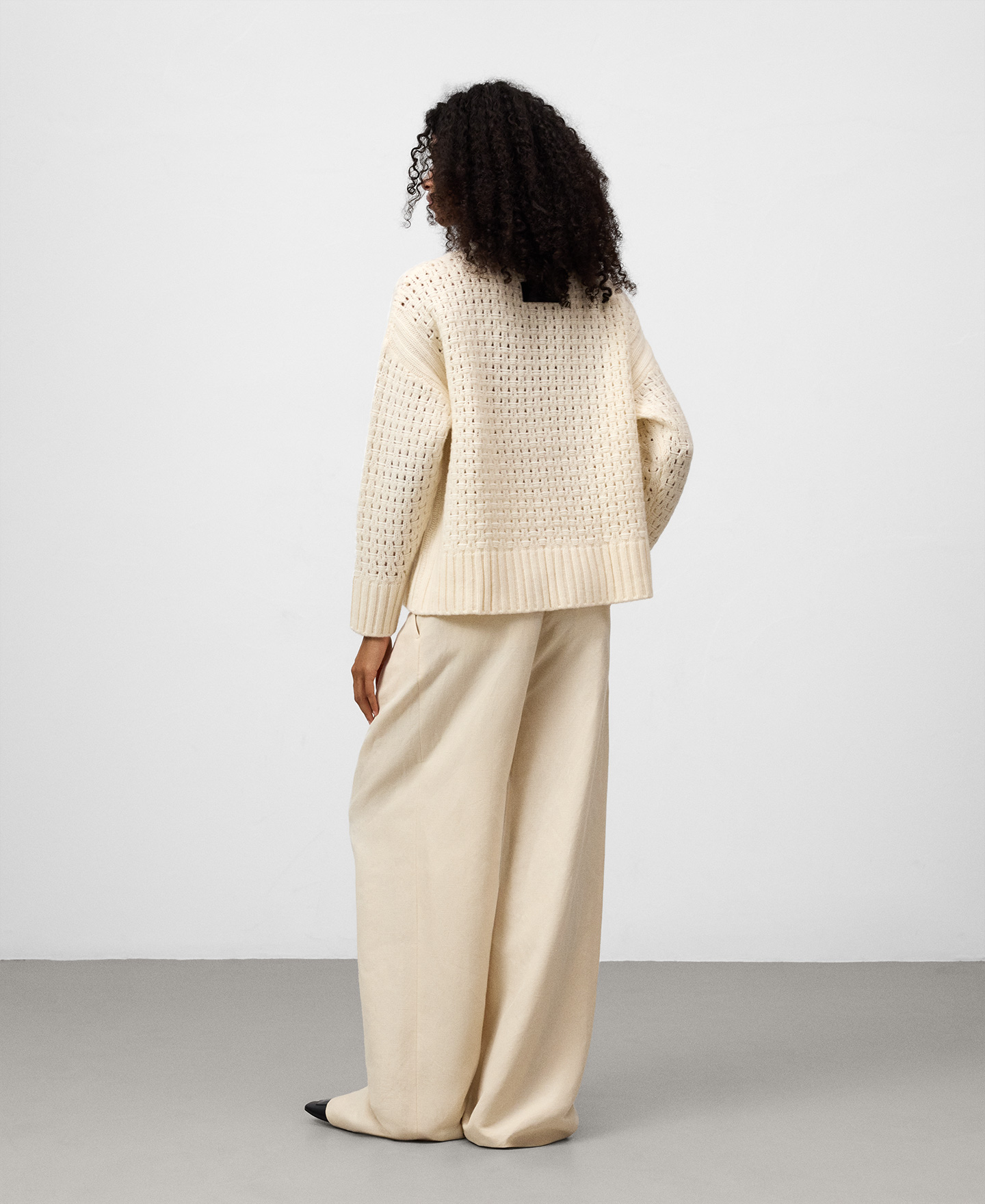 Jersey punto calado lana mujer image number 2