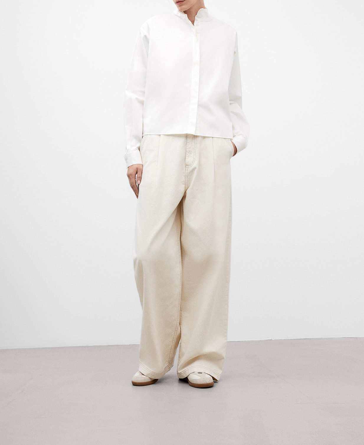 Camisa blanca corta en algodón mujer image number 1