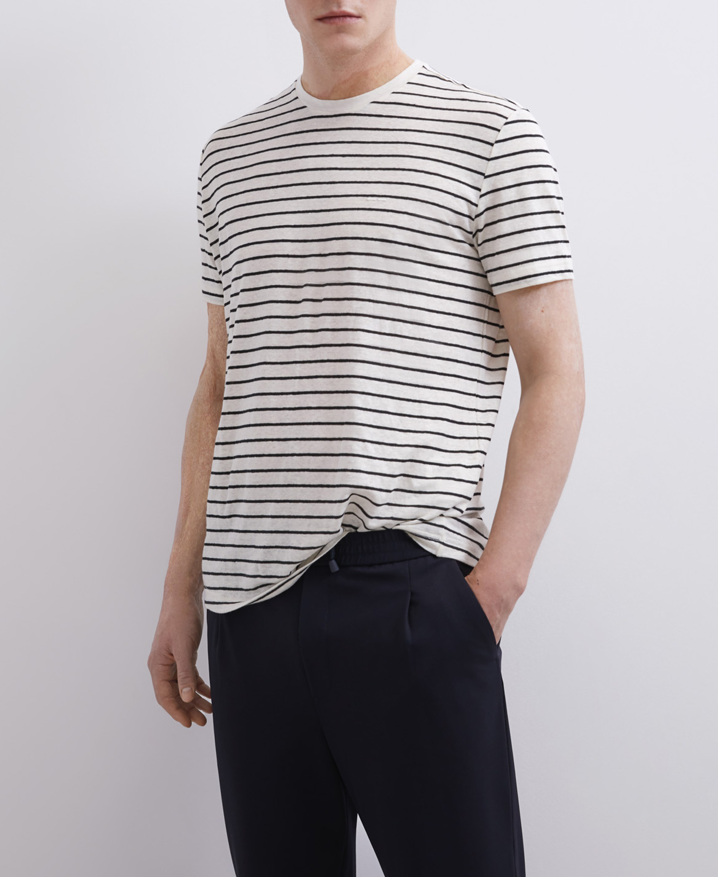 Camiseta blanca rayas en lino image number 1