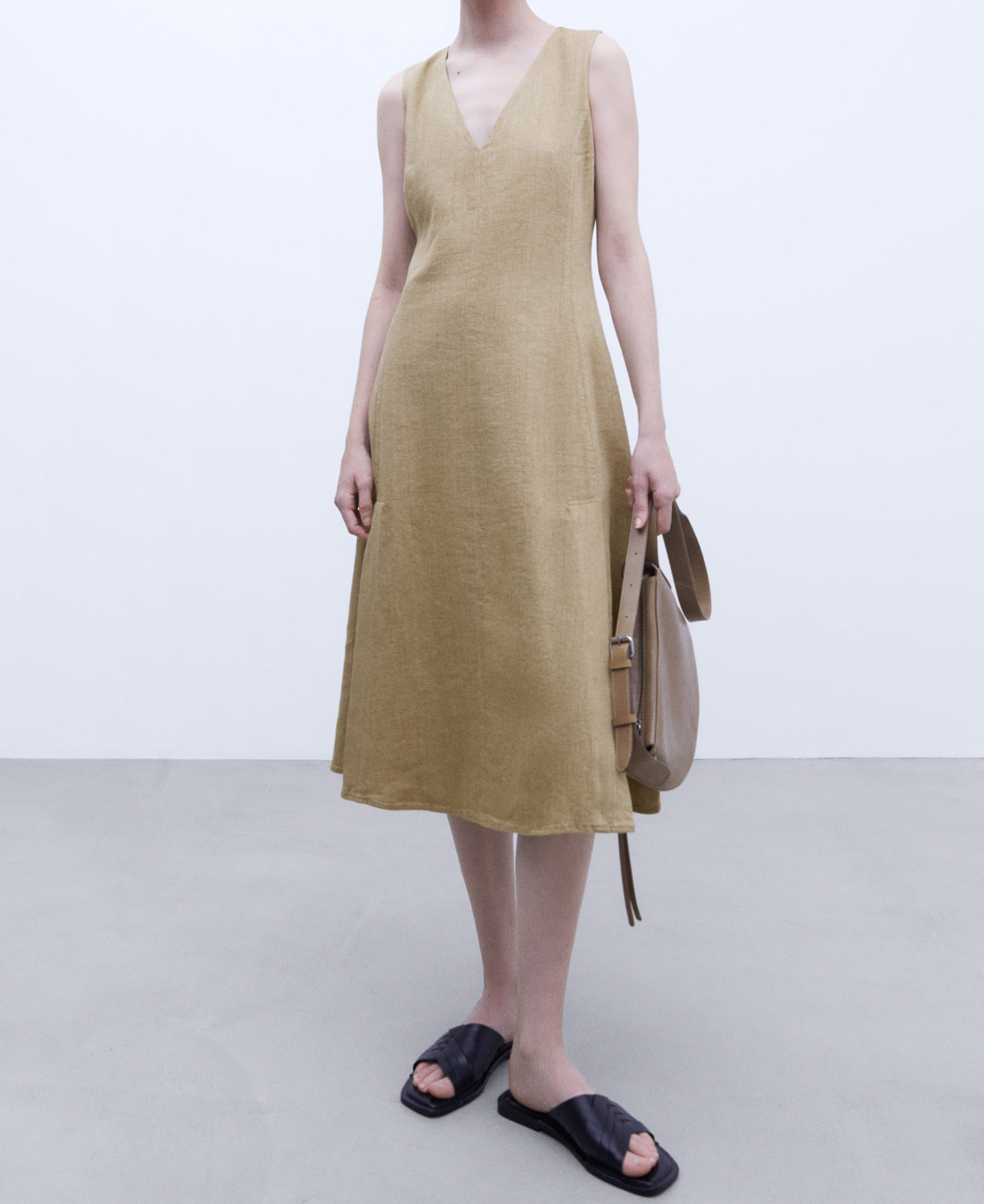 Linen and cotton dress image number 1