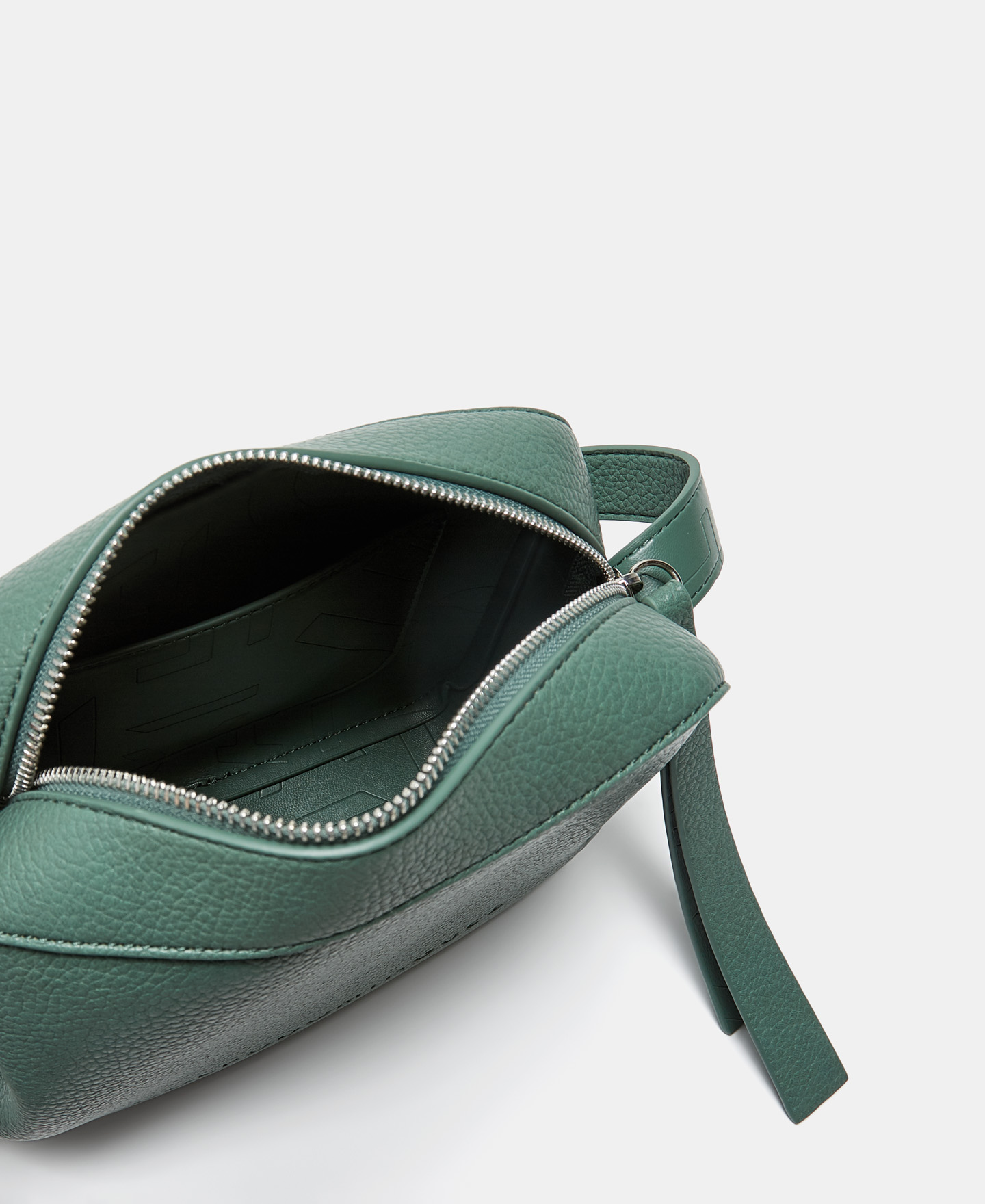 Square granulated shoulder strap image number 1