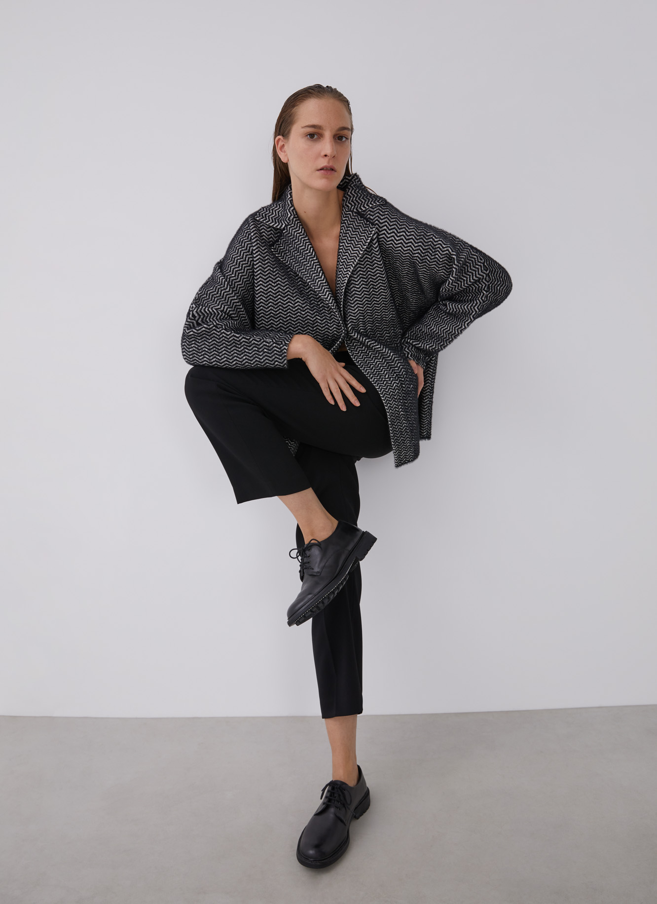 Chaqueta oversized estampada image number 5