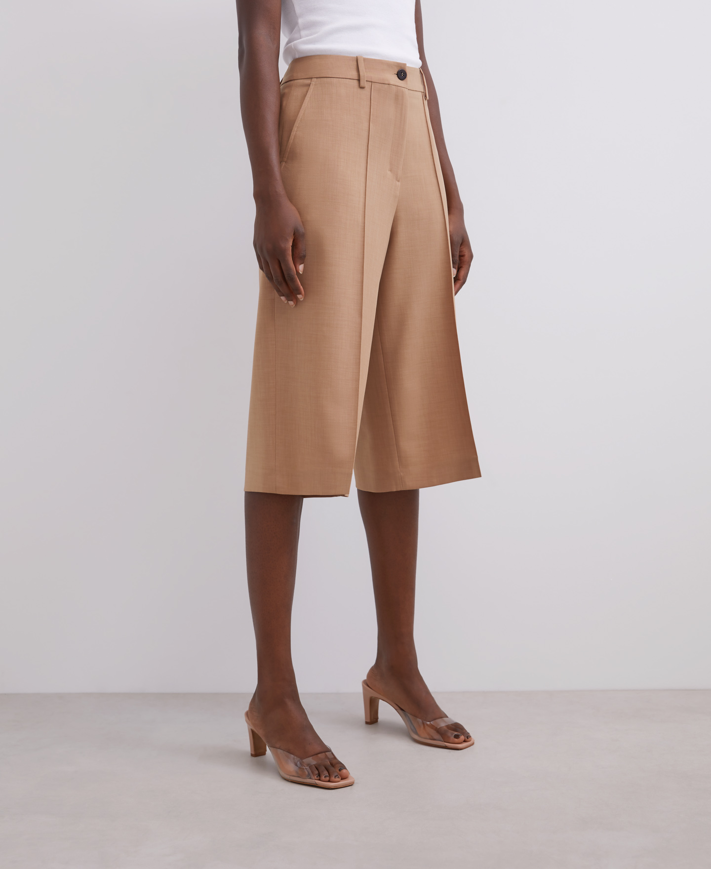 Straight silhouette long bermuda shorts image number 1
