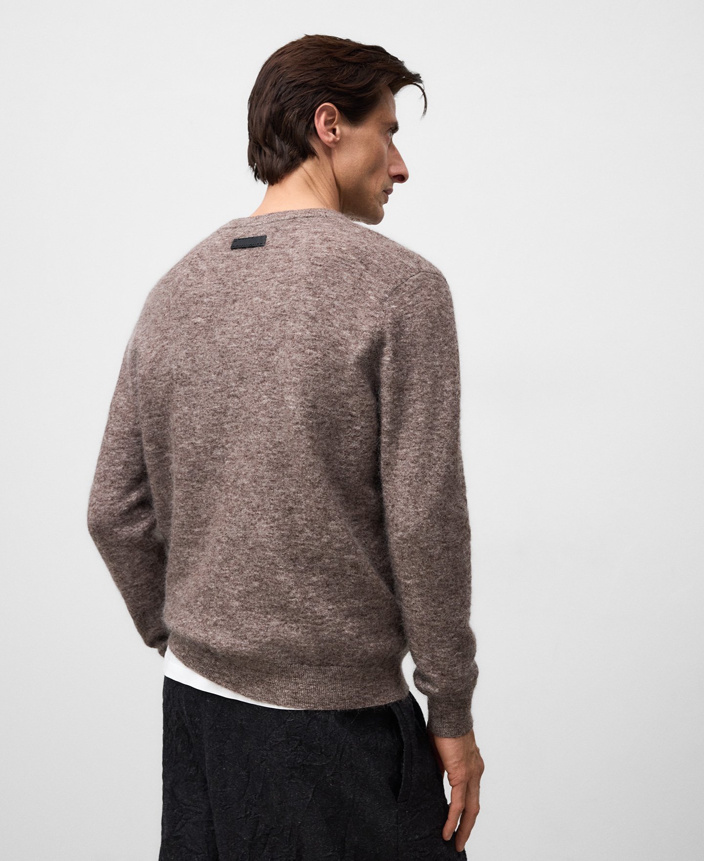 Pull en mohair et laine pour homme image number 2
