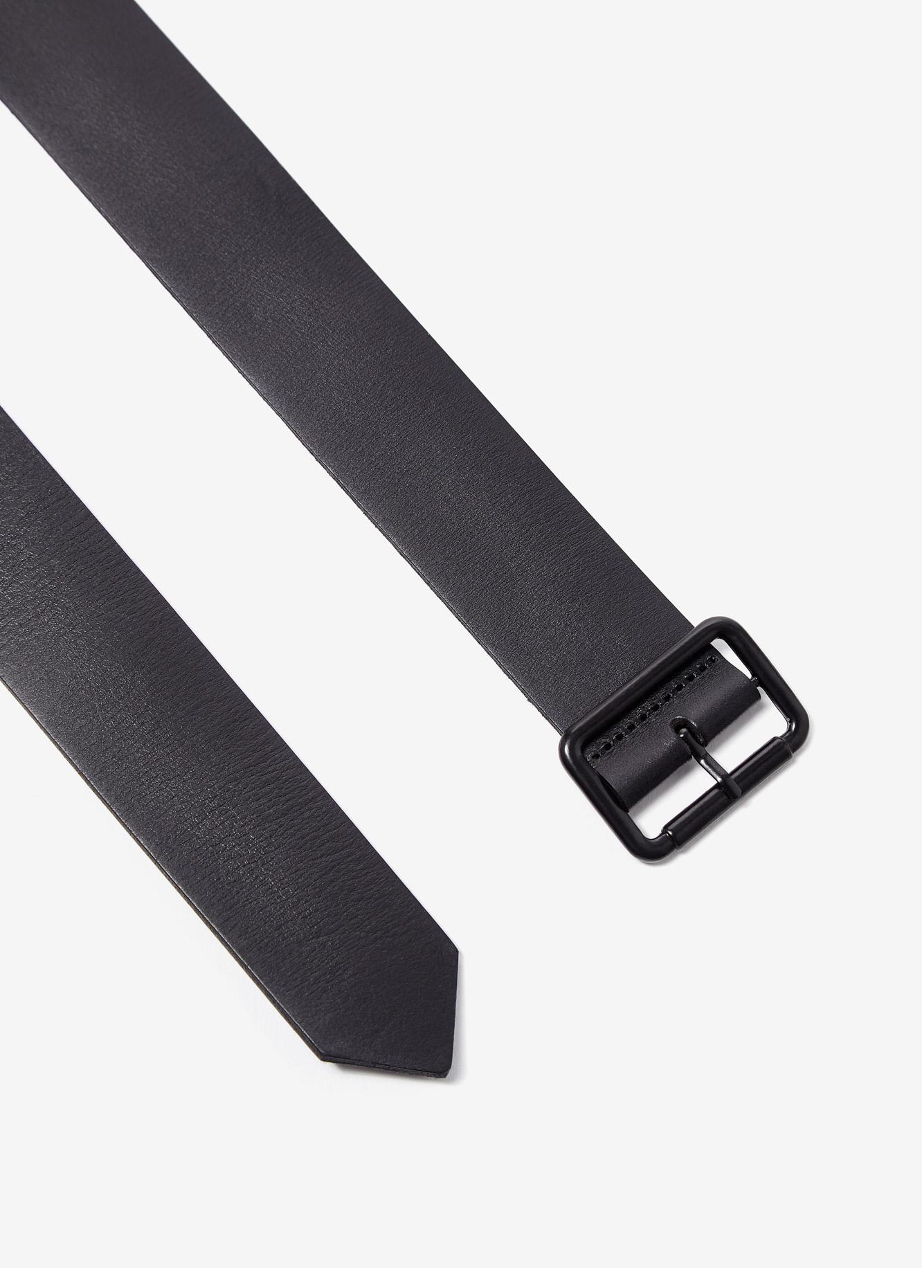 Removable bovine leather waist bag image number 2