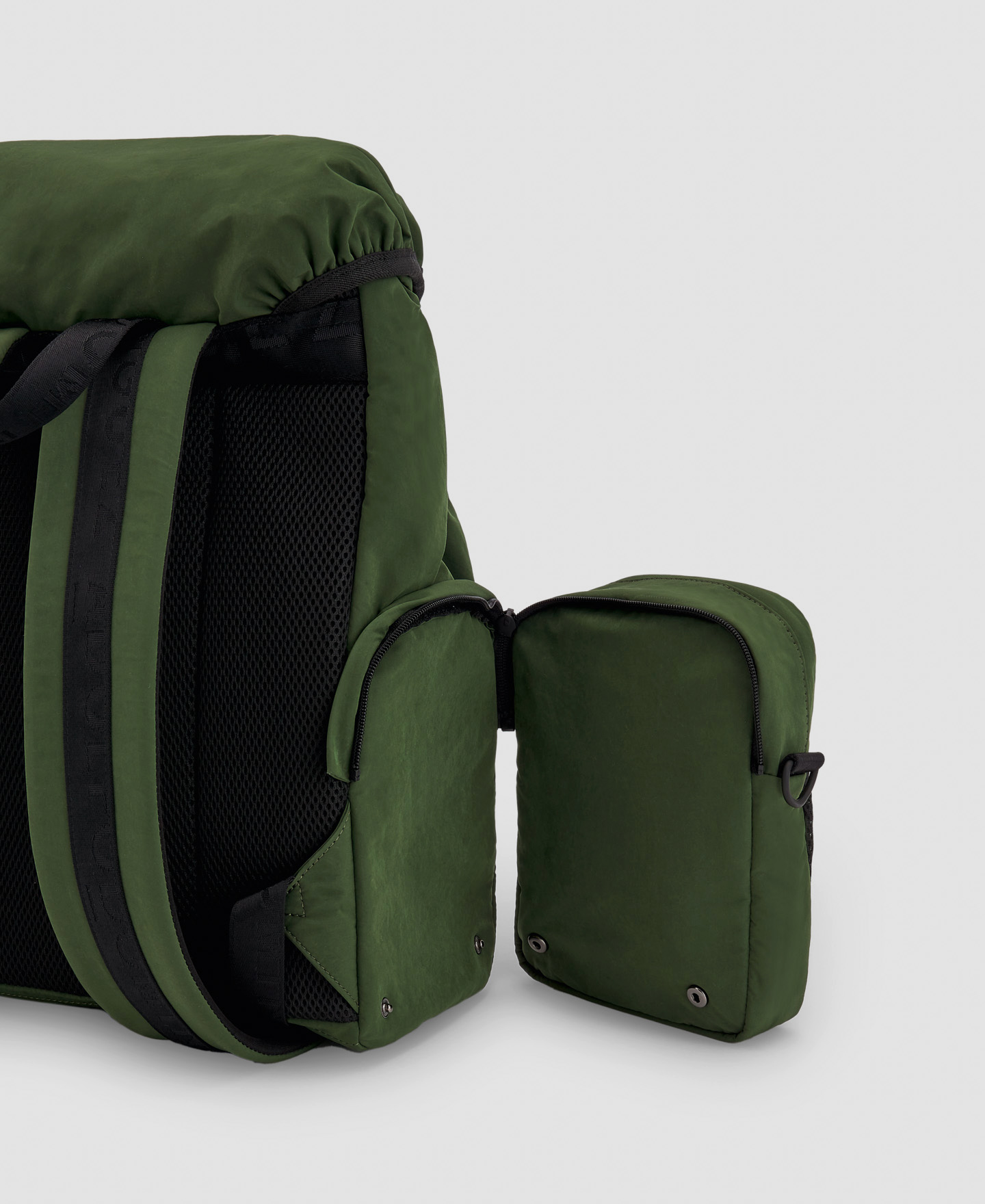 Mochila modular en poliéster reciclado image number 3