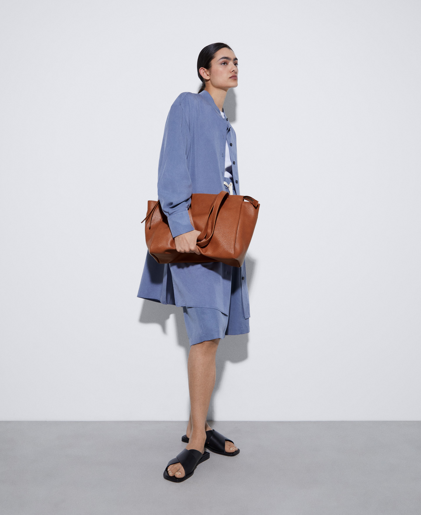 Bolso city en material reciclado image number 6