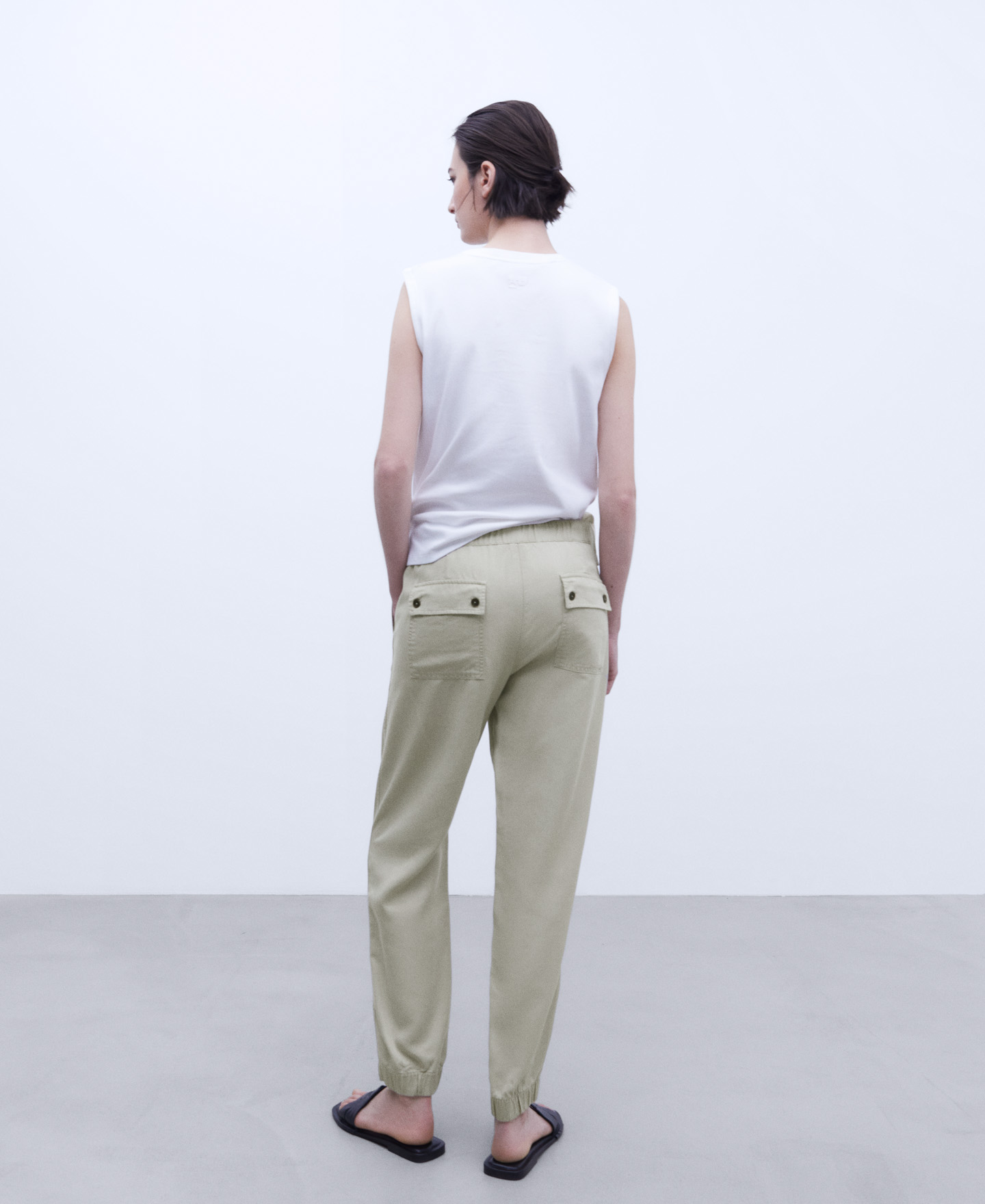 Pantalón jogger en Lyocell de LENZING™ image number 2