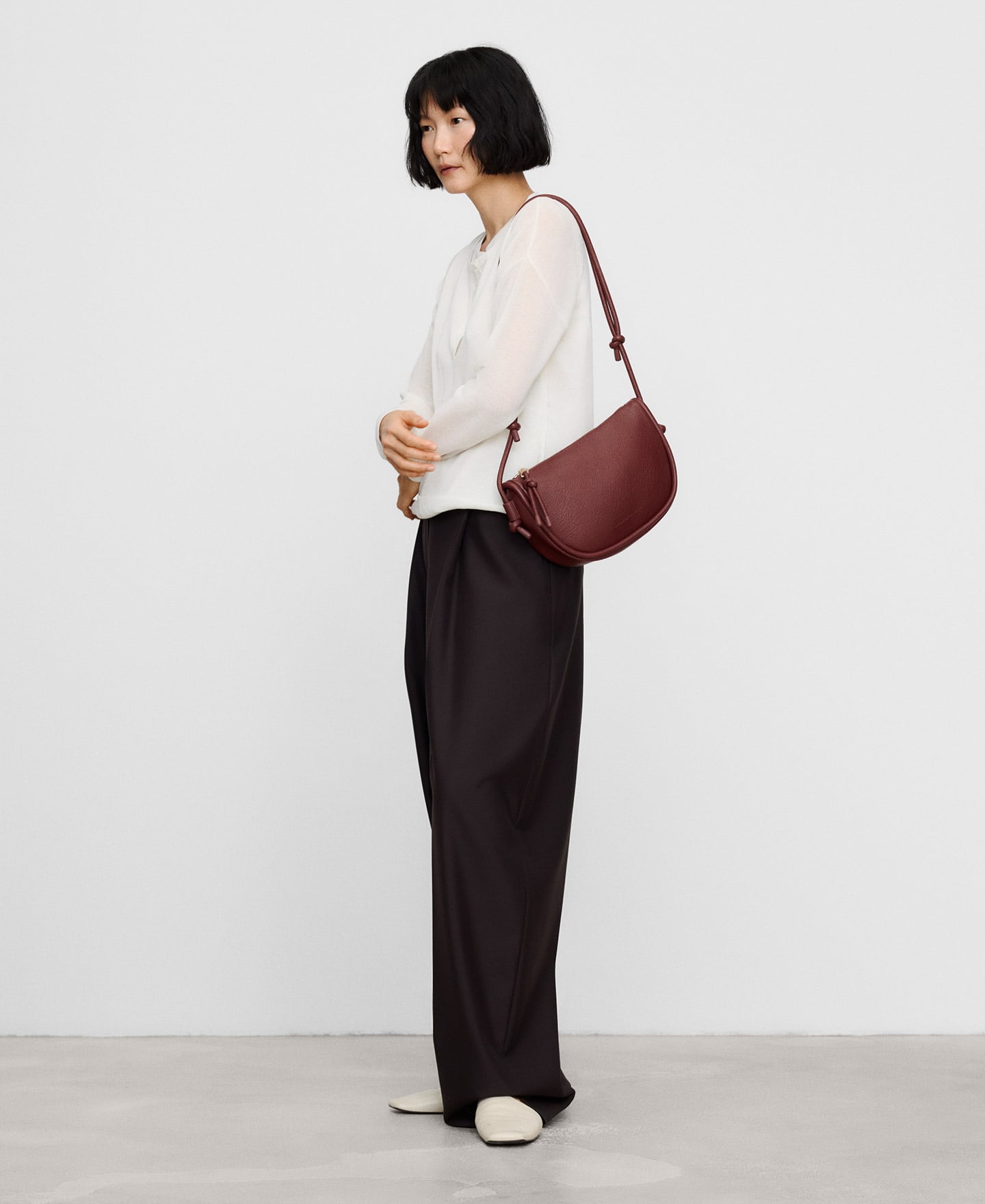 Luna medium crossbody image number 4