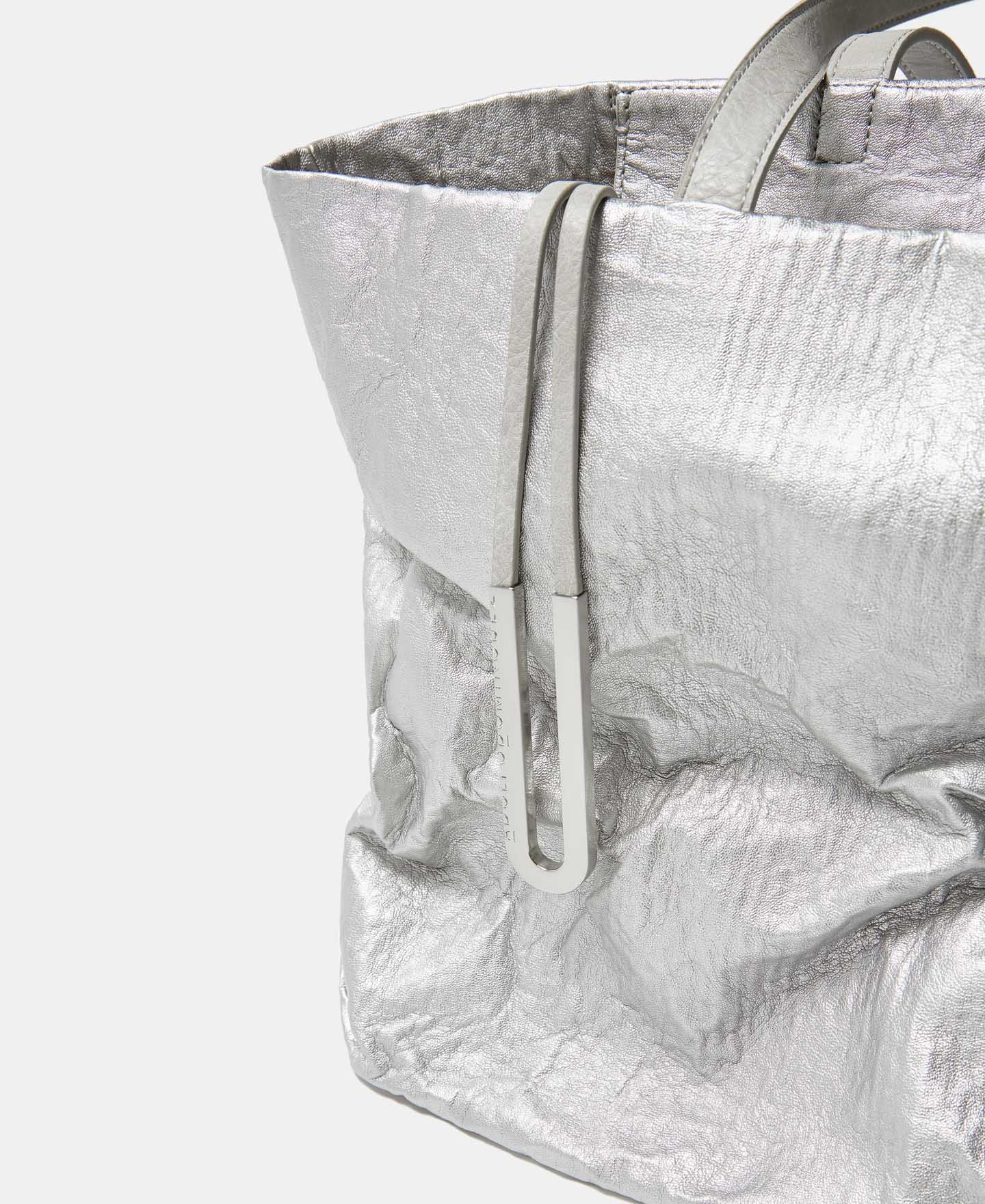 Shopper en alma de metal image number 2