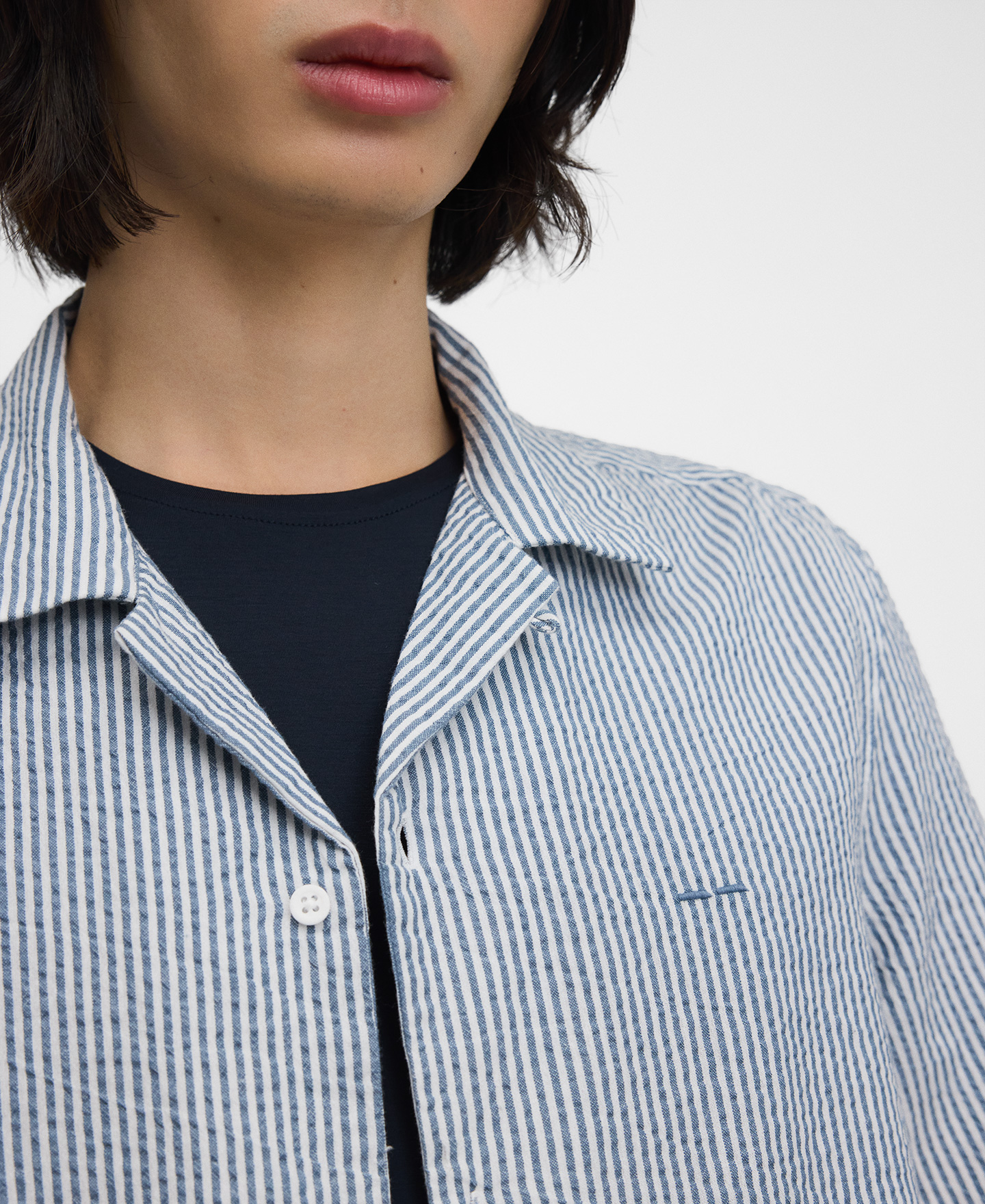 Cotton seersucker striped bowling shirt image number 3