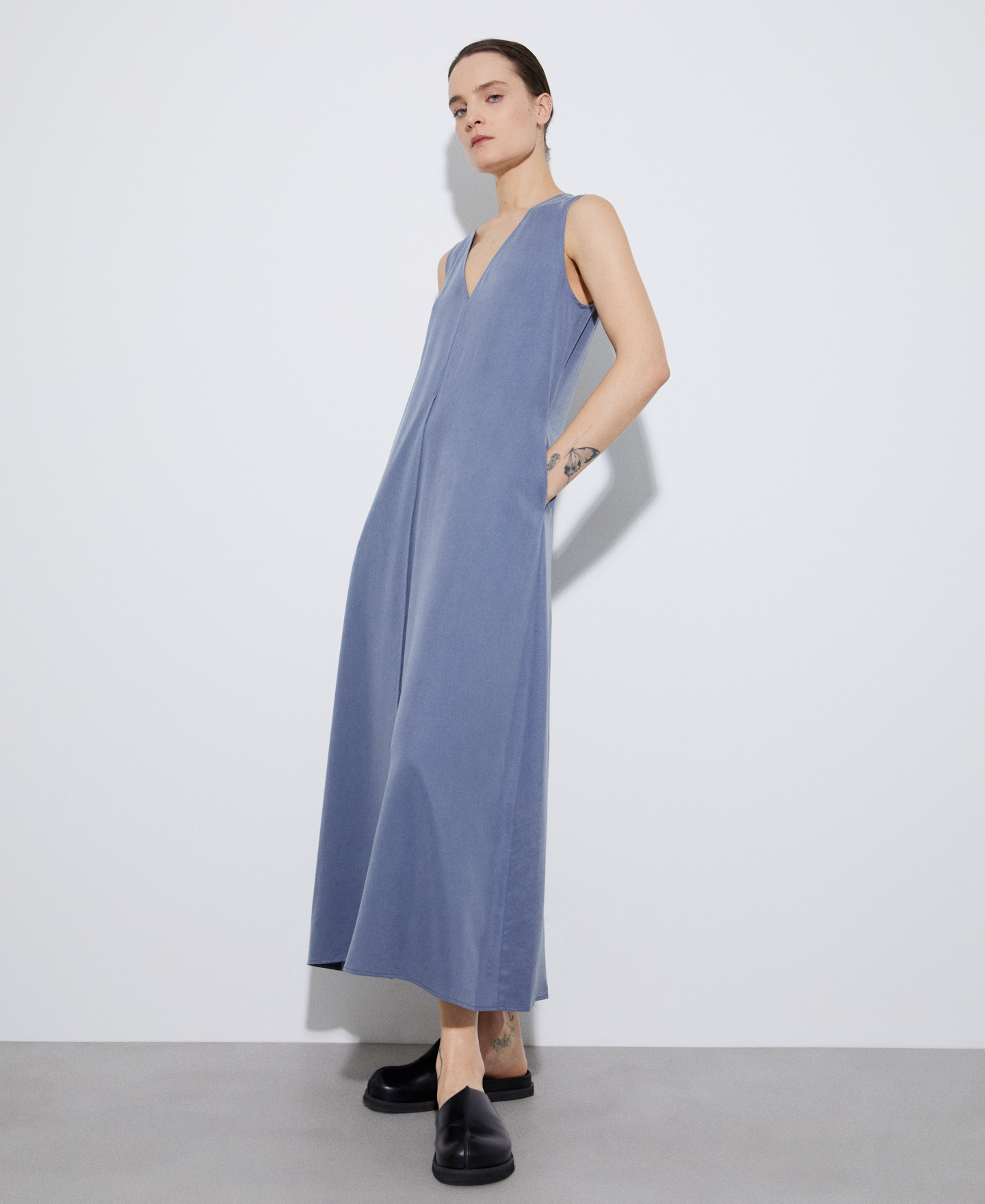 Flared dress in lyocell image number 0