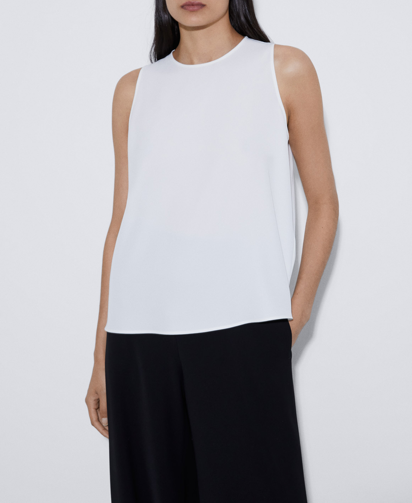 Halter neck cocktail top image number 0