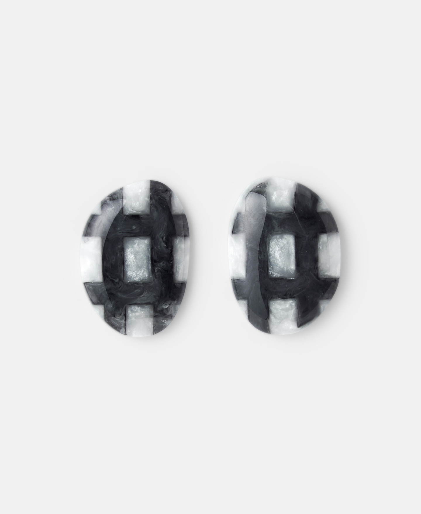 Synthetic amber earrings image number 0