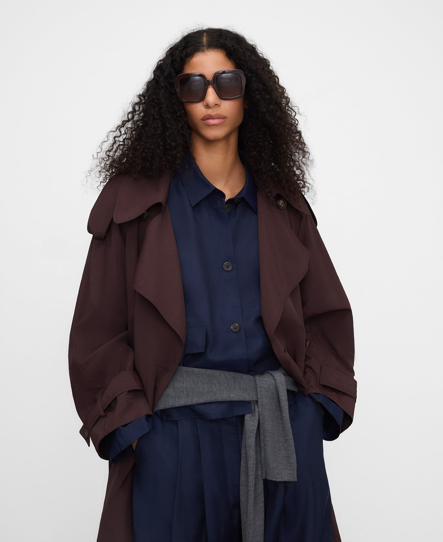 Short overshirt with pockets image number 0