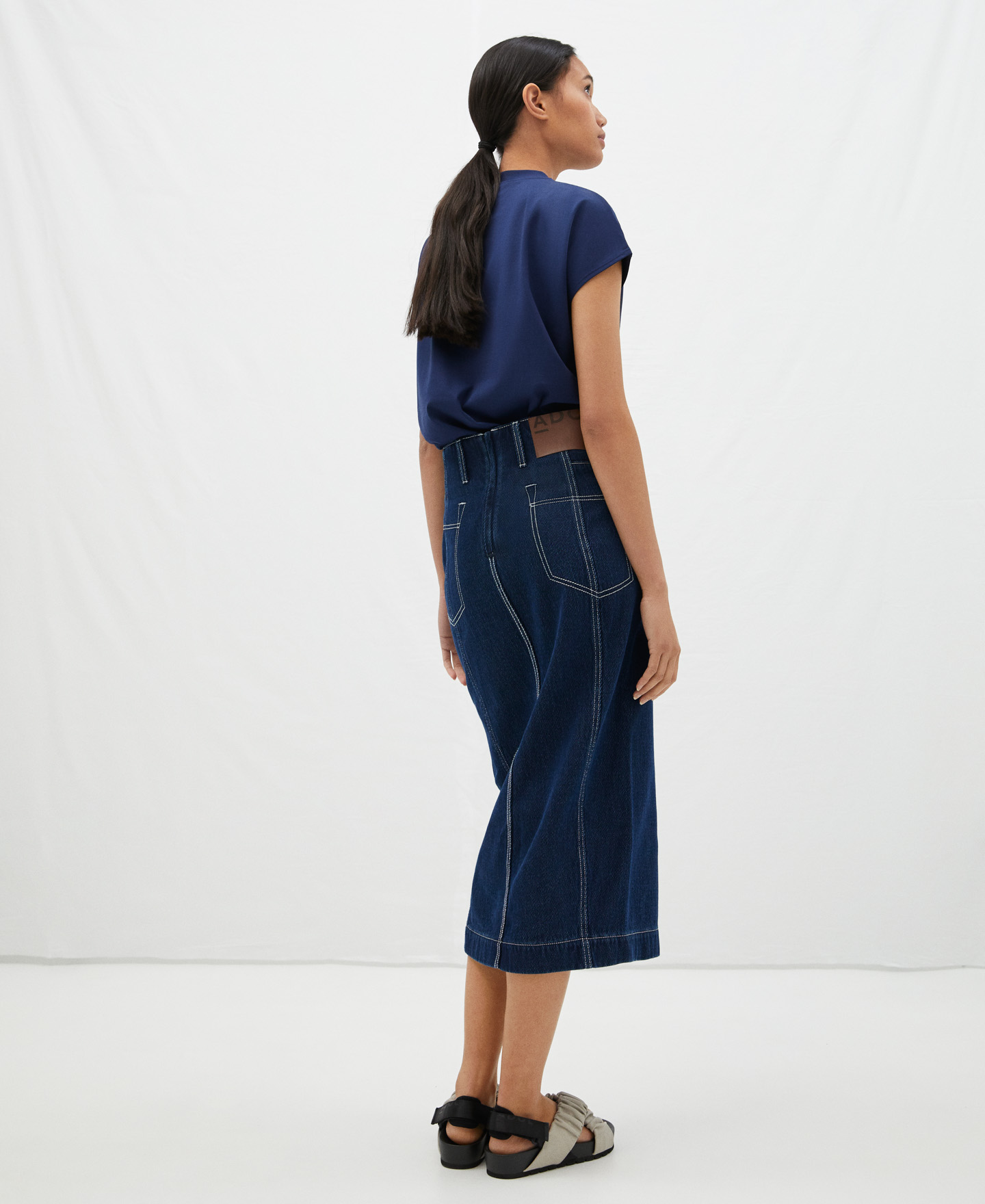Cotton pencil skirt image number 2