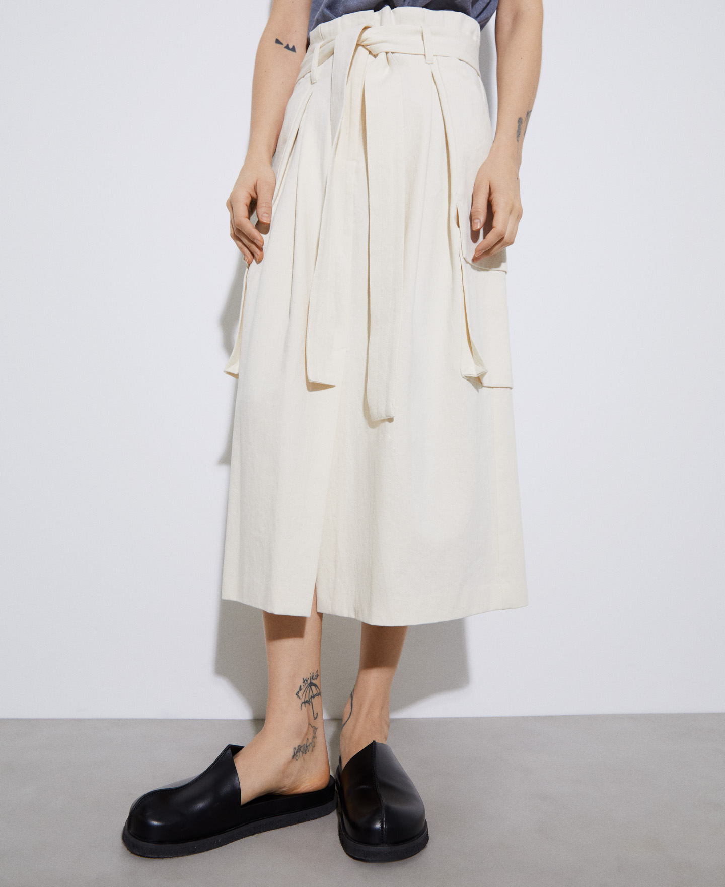 Straight skirt in cotton twill image number 0
