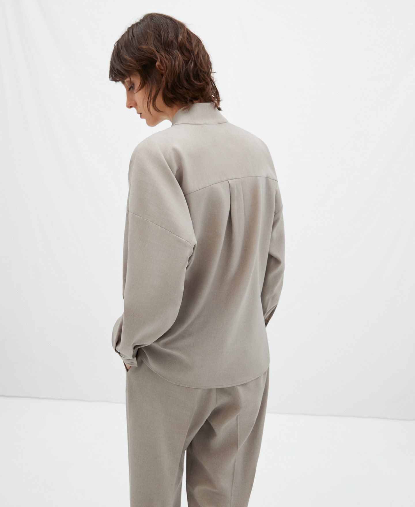 Blouse, mao neckline, V-neck image number 2