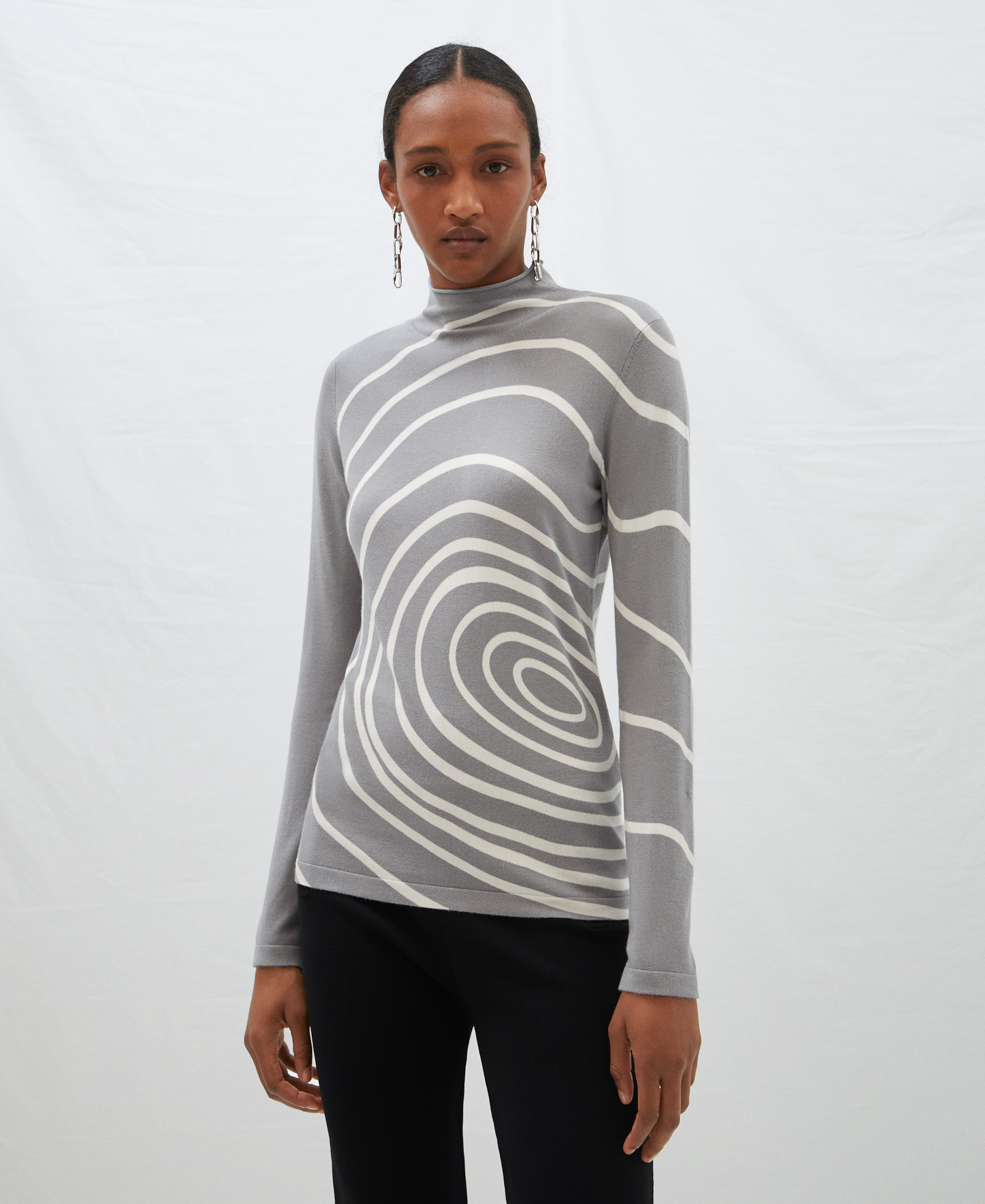 Viscose and nylon spiral sweater image number 0