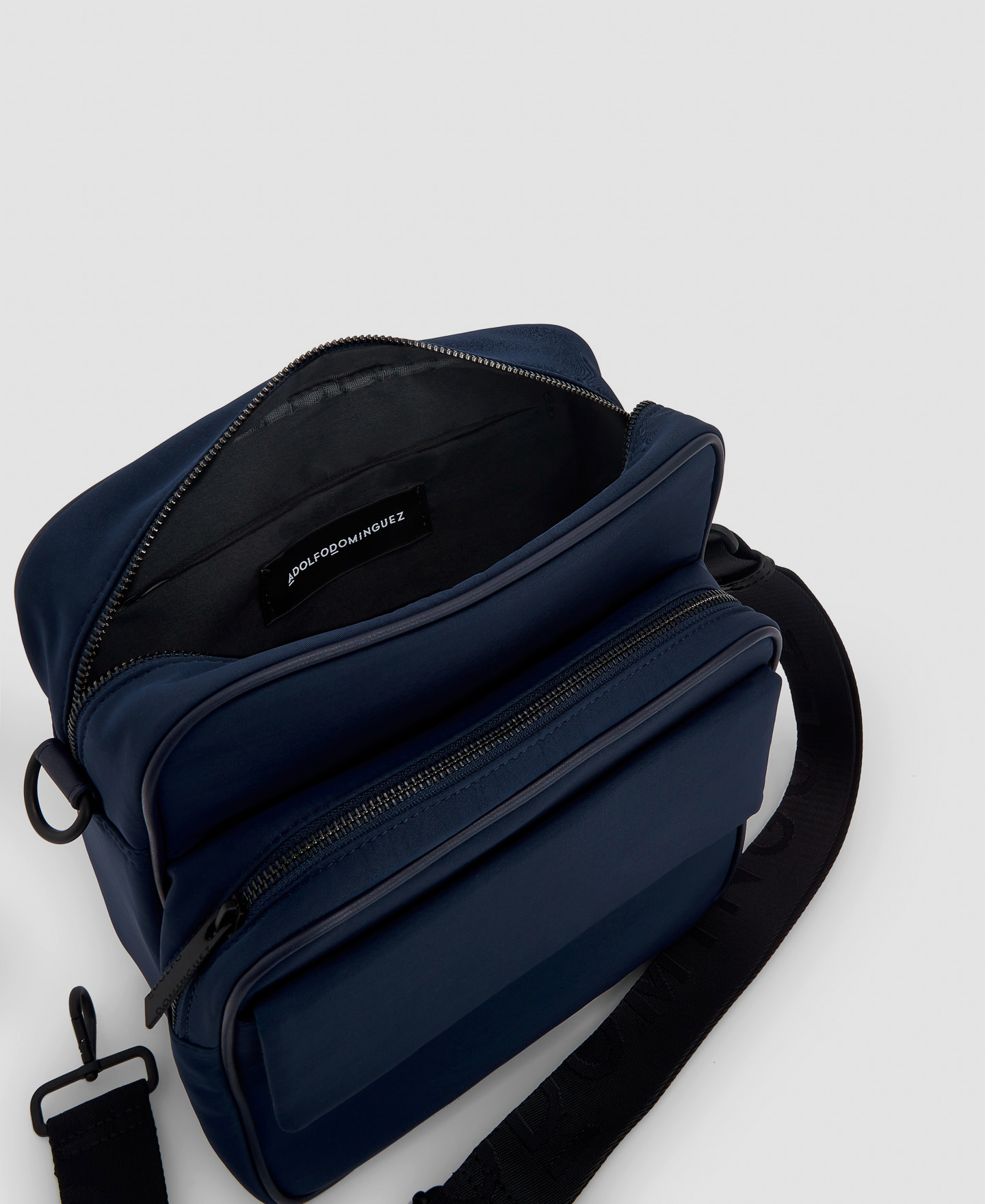 Medium recycled polyester shoulder bag image number 2