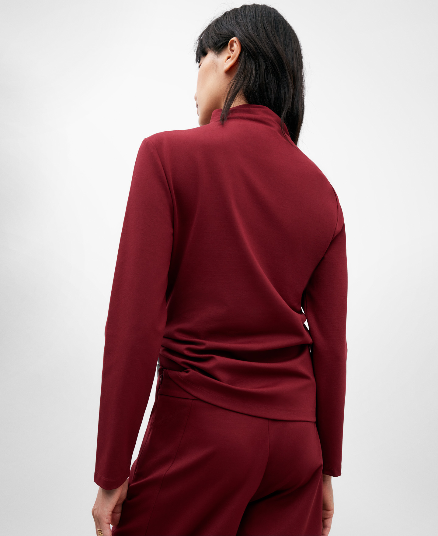 Asymmetric collar T-shirt image number 2