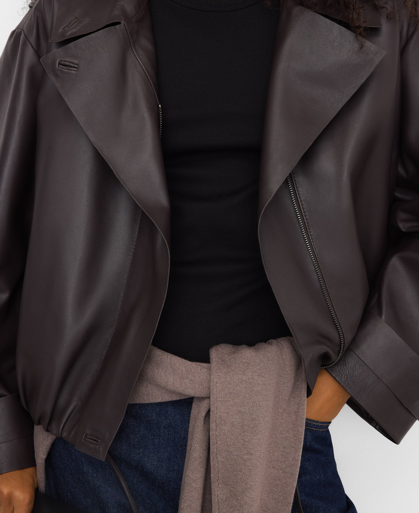 Top manga sisa image number 3