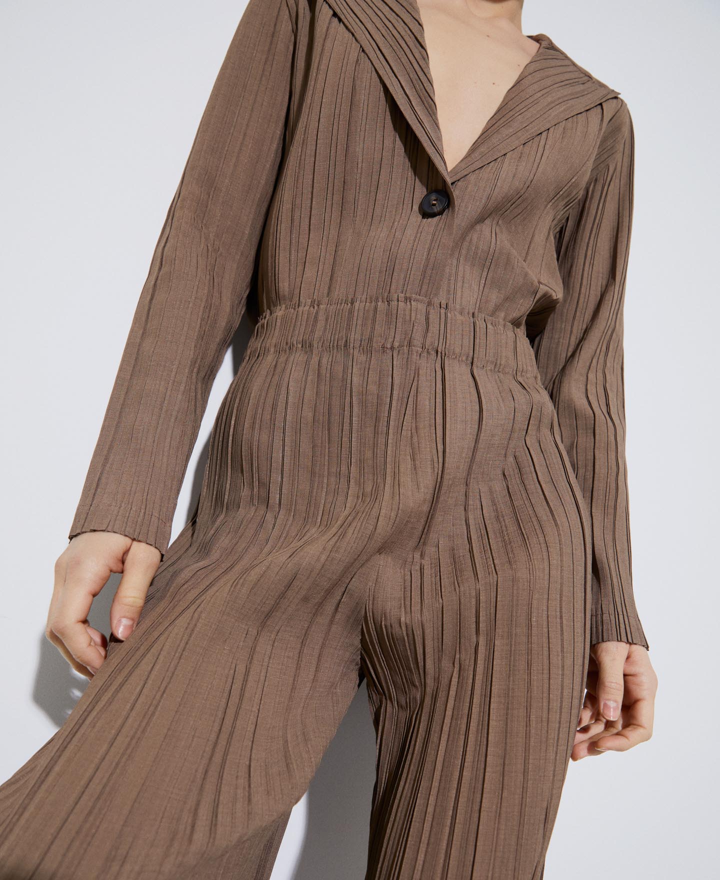 Crinkle trousers image number 3