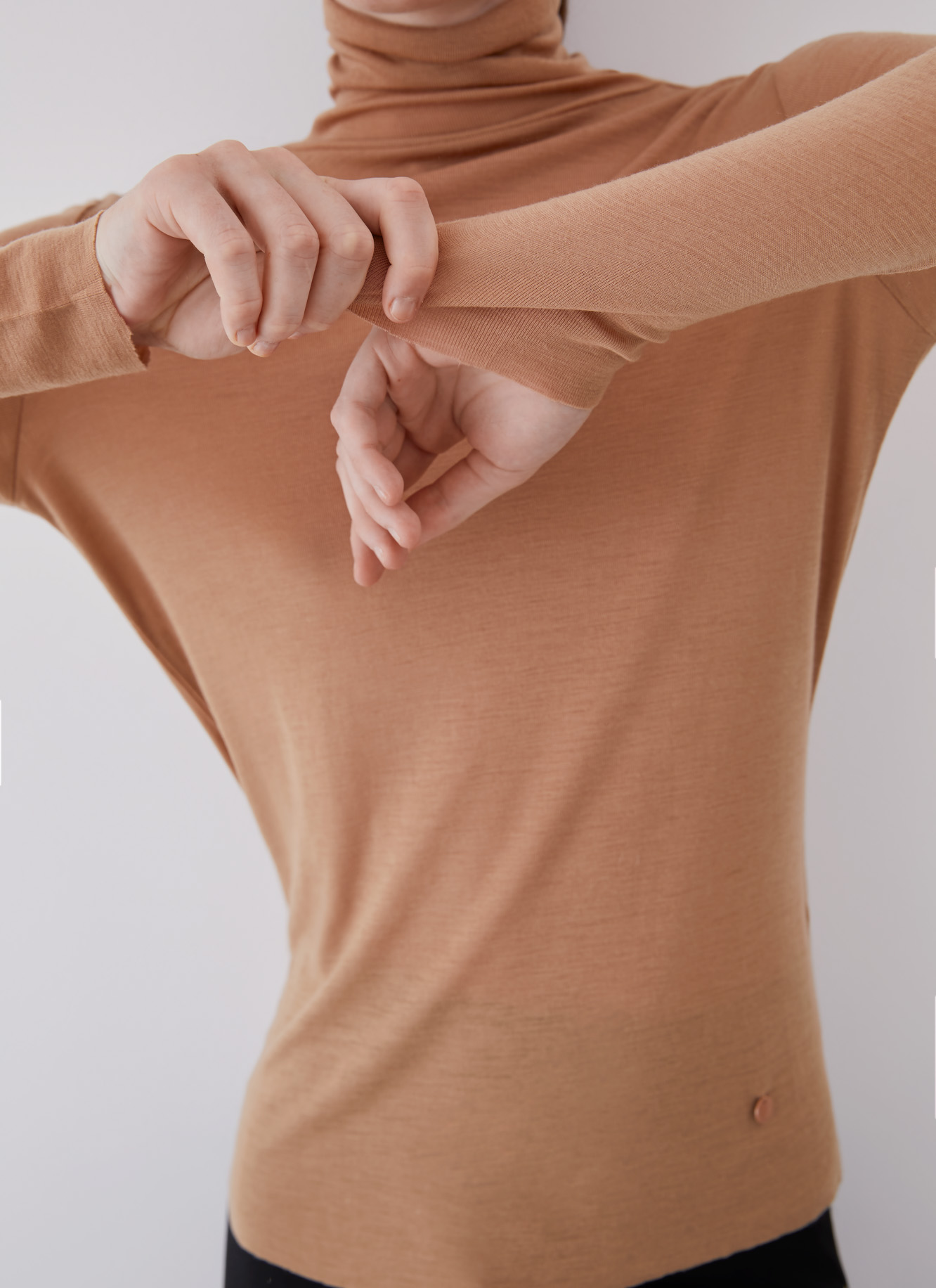 Merino wool sweater with high collar image number 2