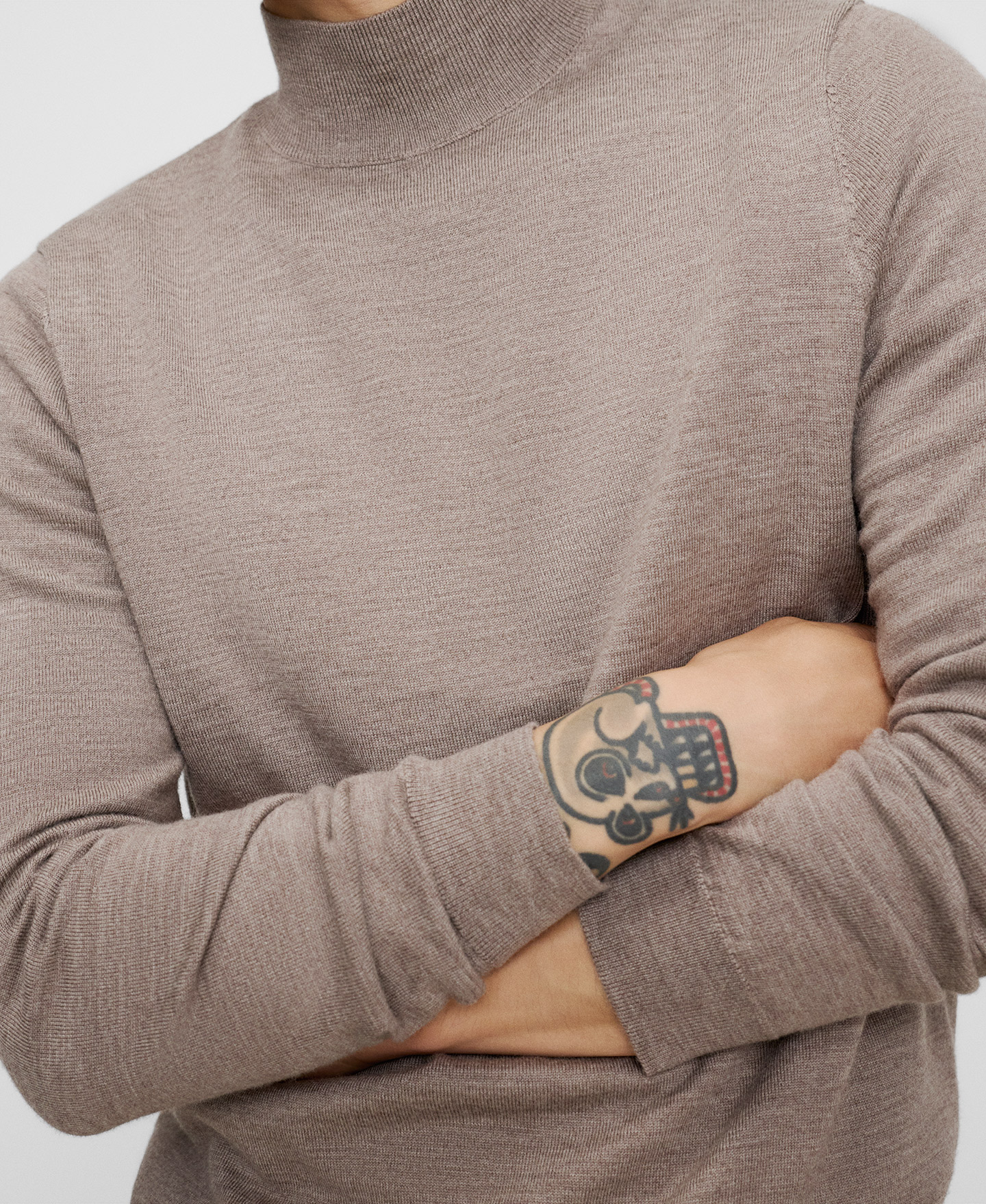 Merino wool perkins collar sweater image number 3