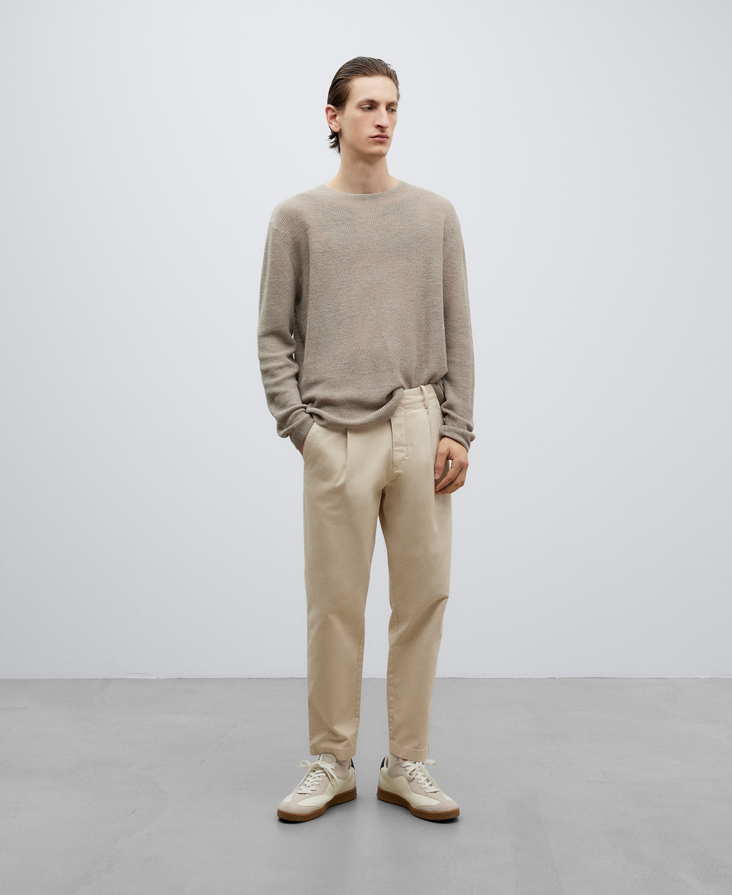 Pantalón chino sarga algodón hombre image number 1