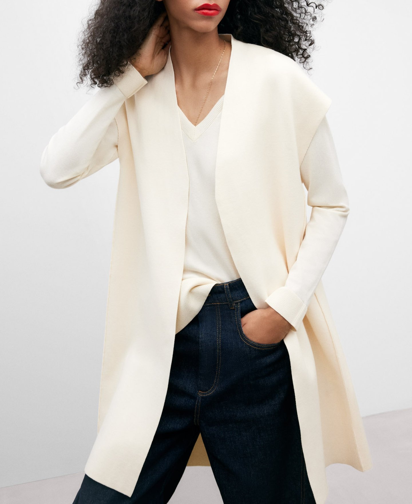 Chaleco punto doble frontura mujer image number 0