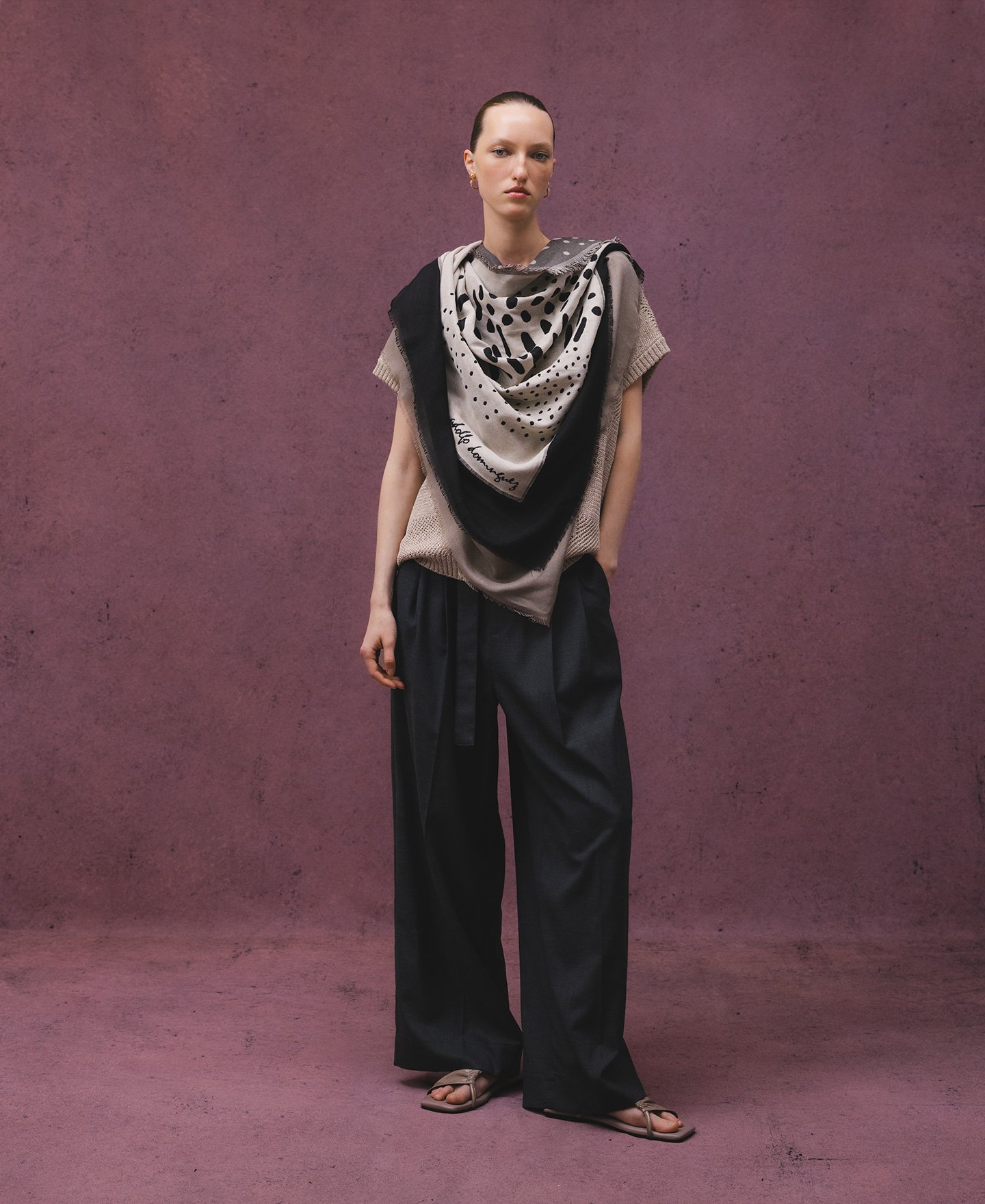 Overlay pieces printed scarf woman image number 3