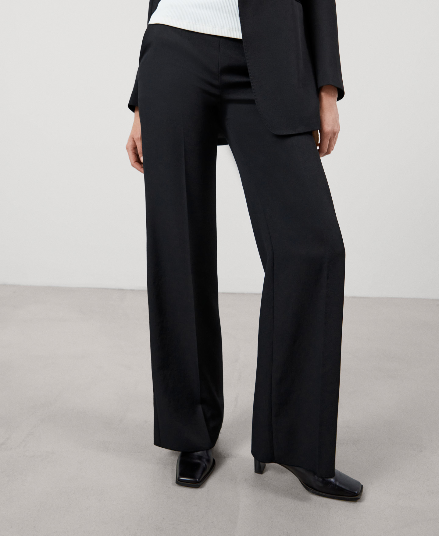 High-waisted palazzo trousers image number 0