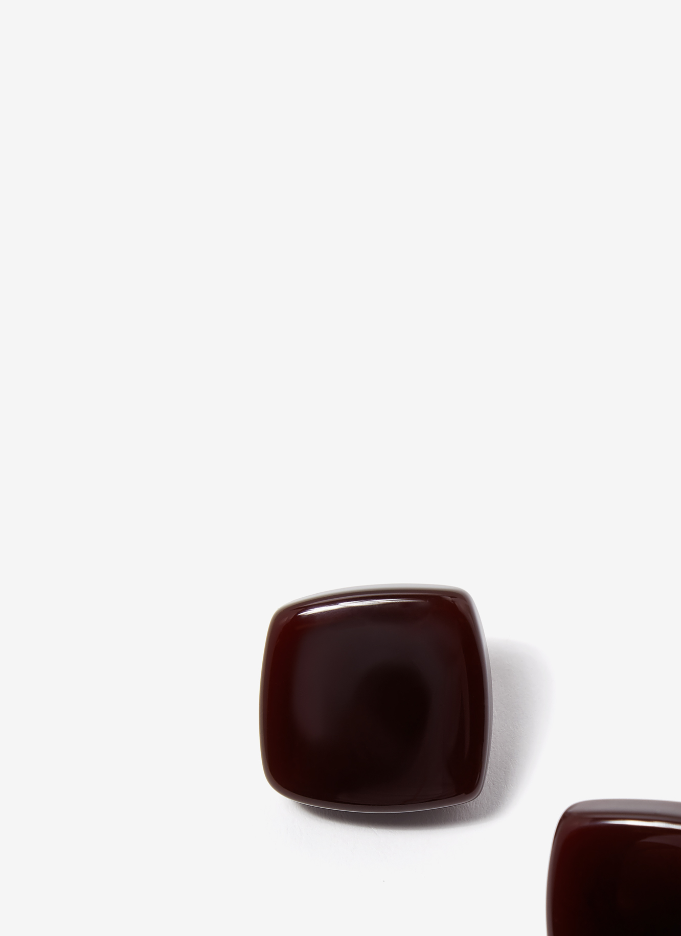 Resin quadrangular earrings image number 2