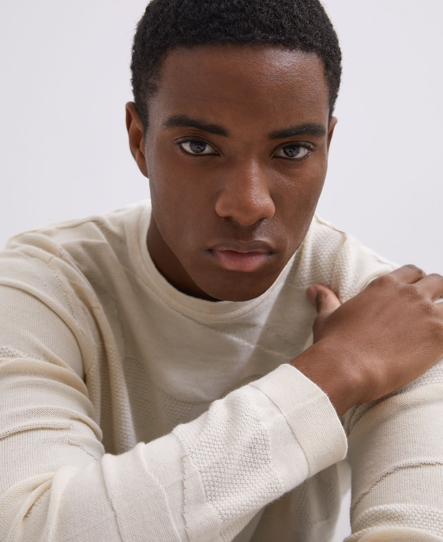 Cotton intarsia round neck sweater image number 2