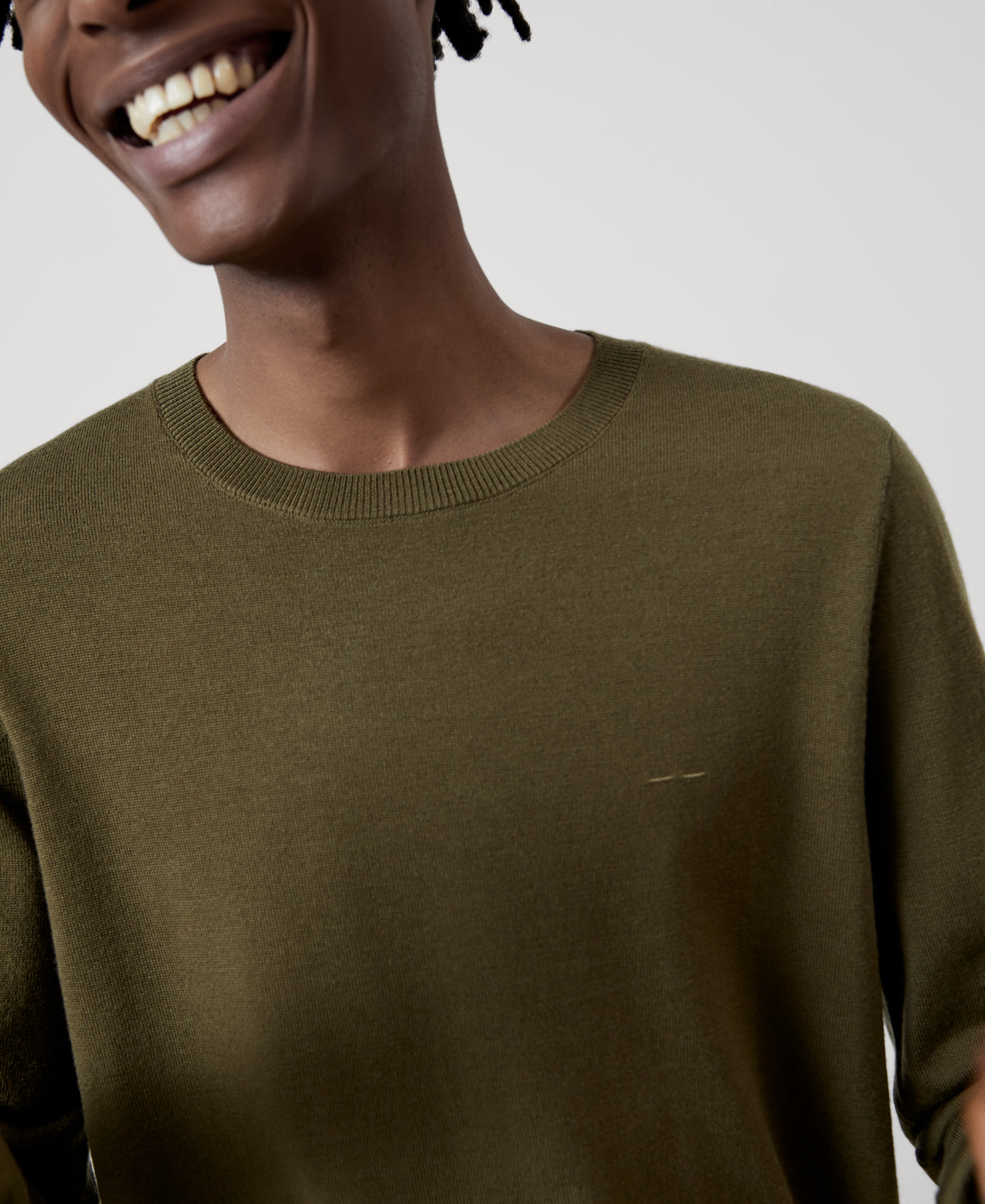 Merino wool crew neck sweater image number 3