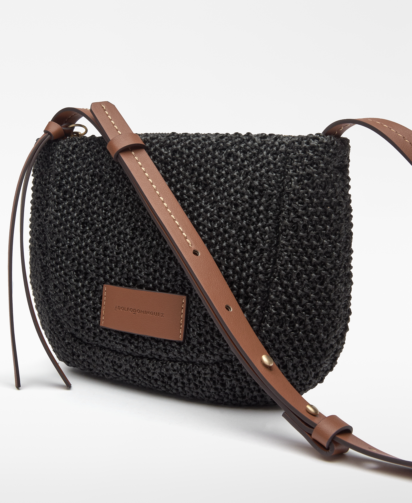 Dorna raffia-textured shoulder bag woman image number 2