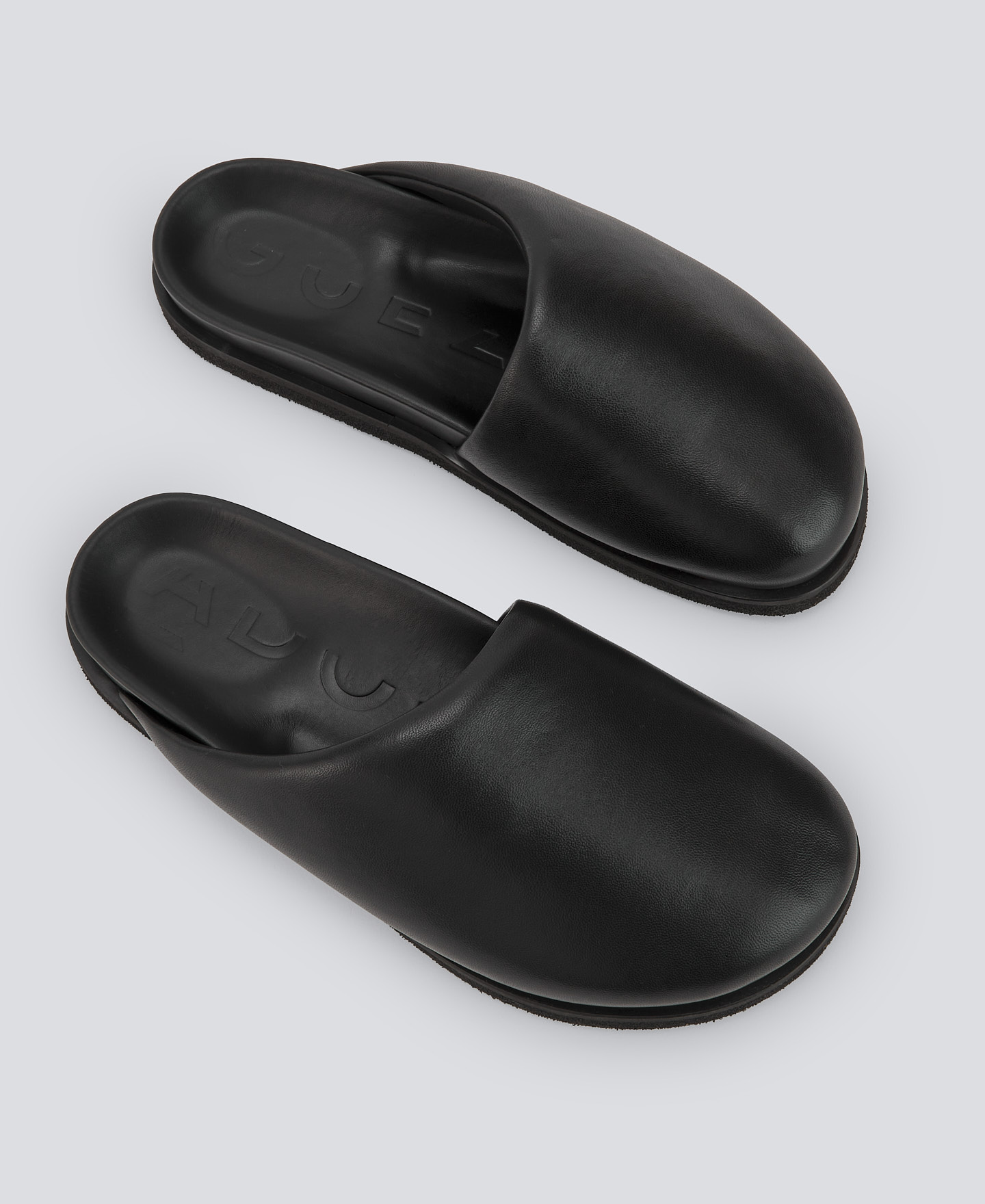 Made in Spain leather clog woman image number 1