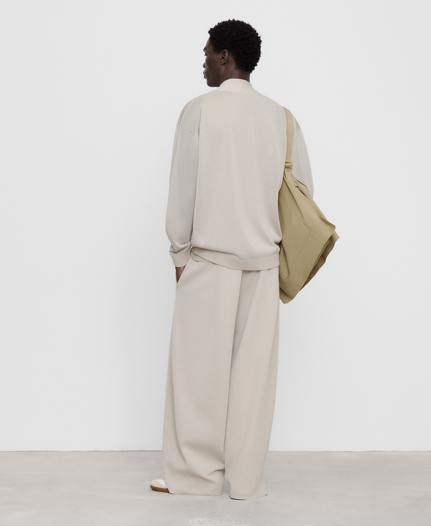 Semi-sheer knit kimono jacket image number 2