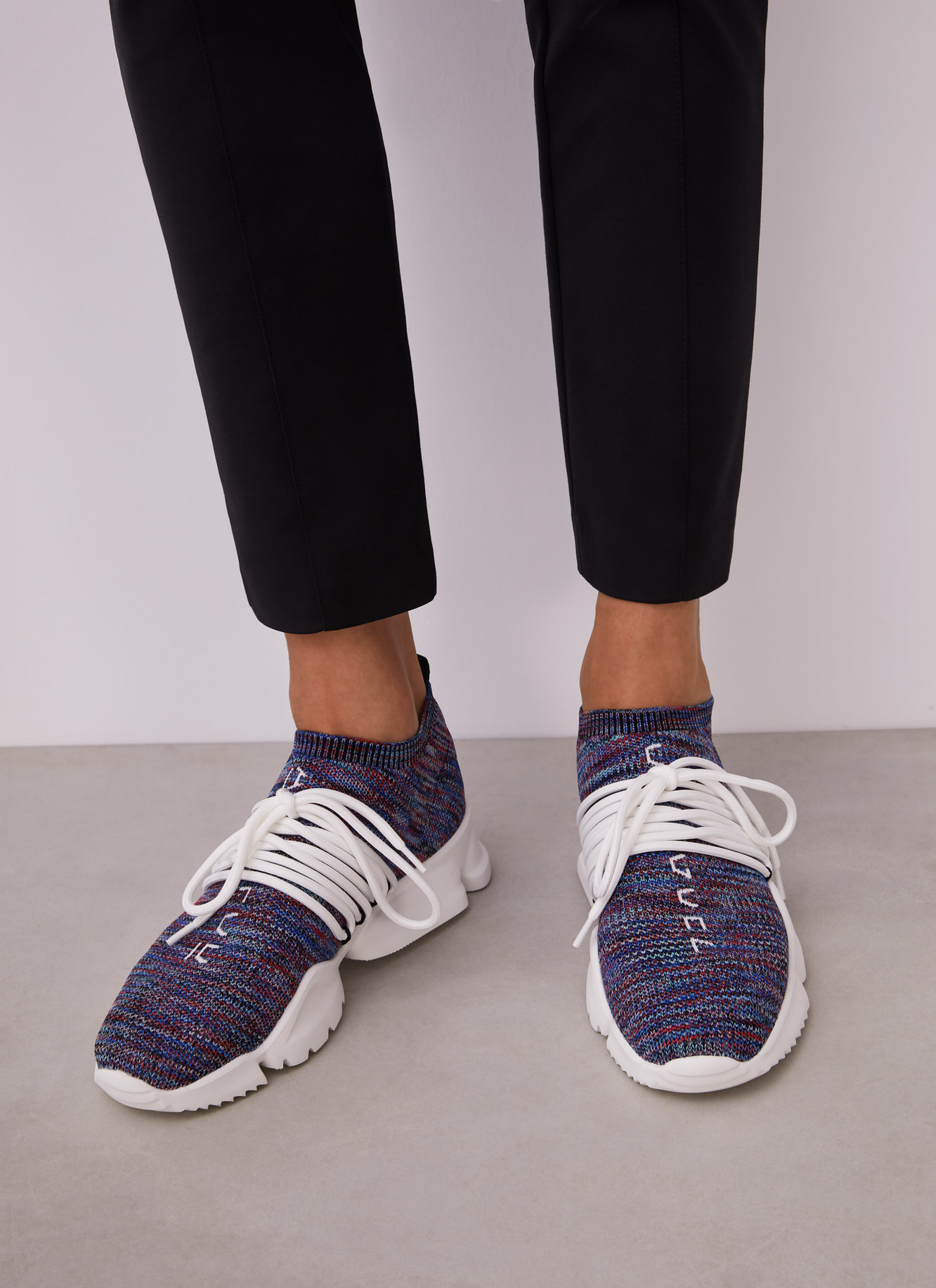 Jacquard ankle sock sneakers image number 3