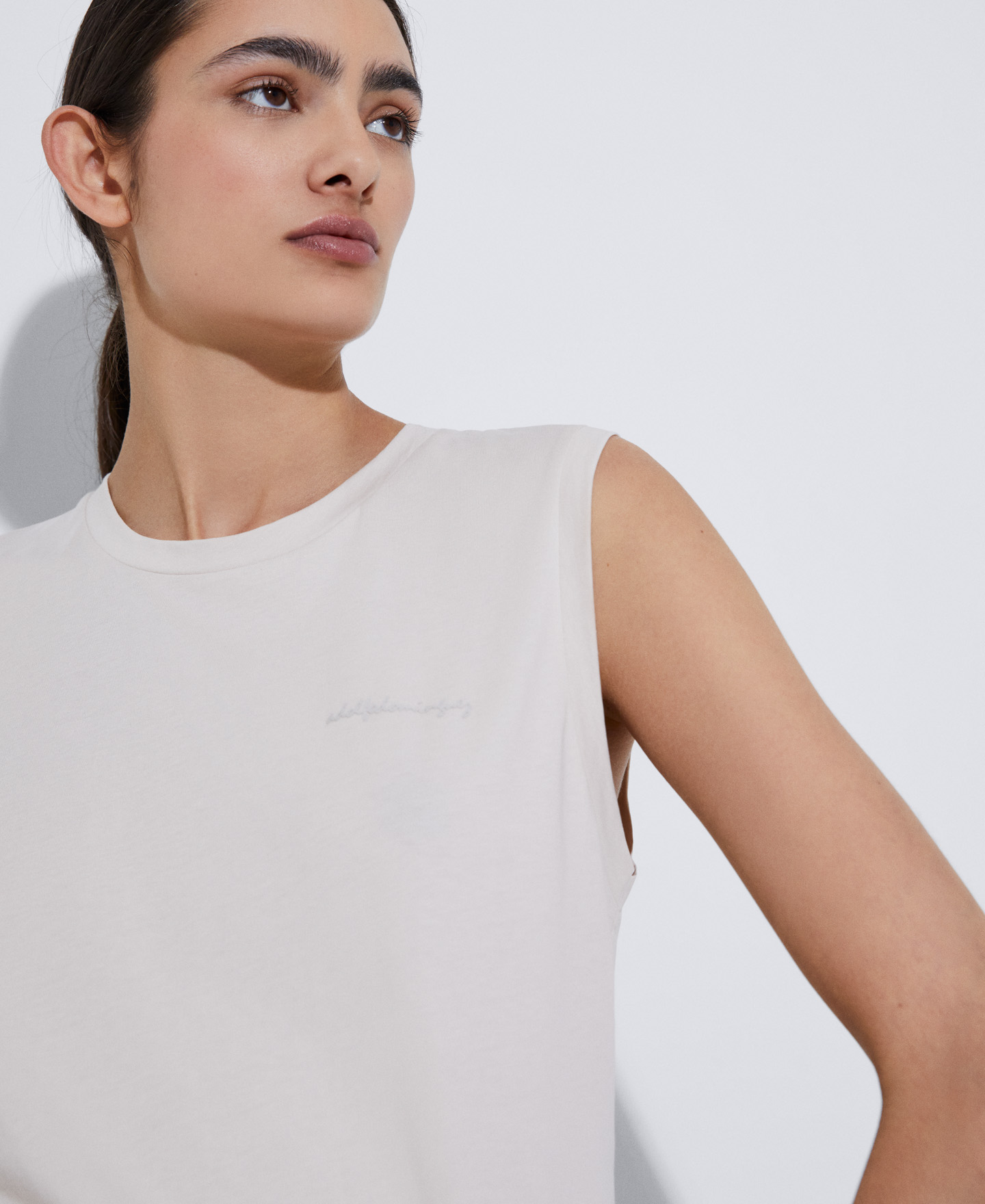 レスポンシブルコットンのストレートTシャツ image number 3