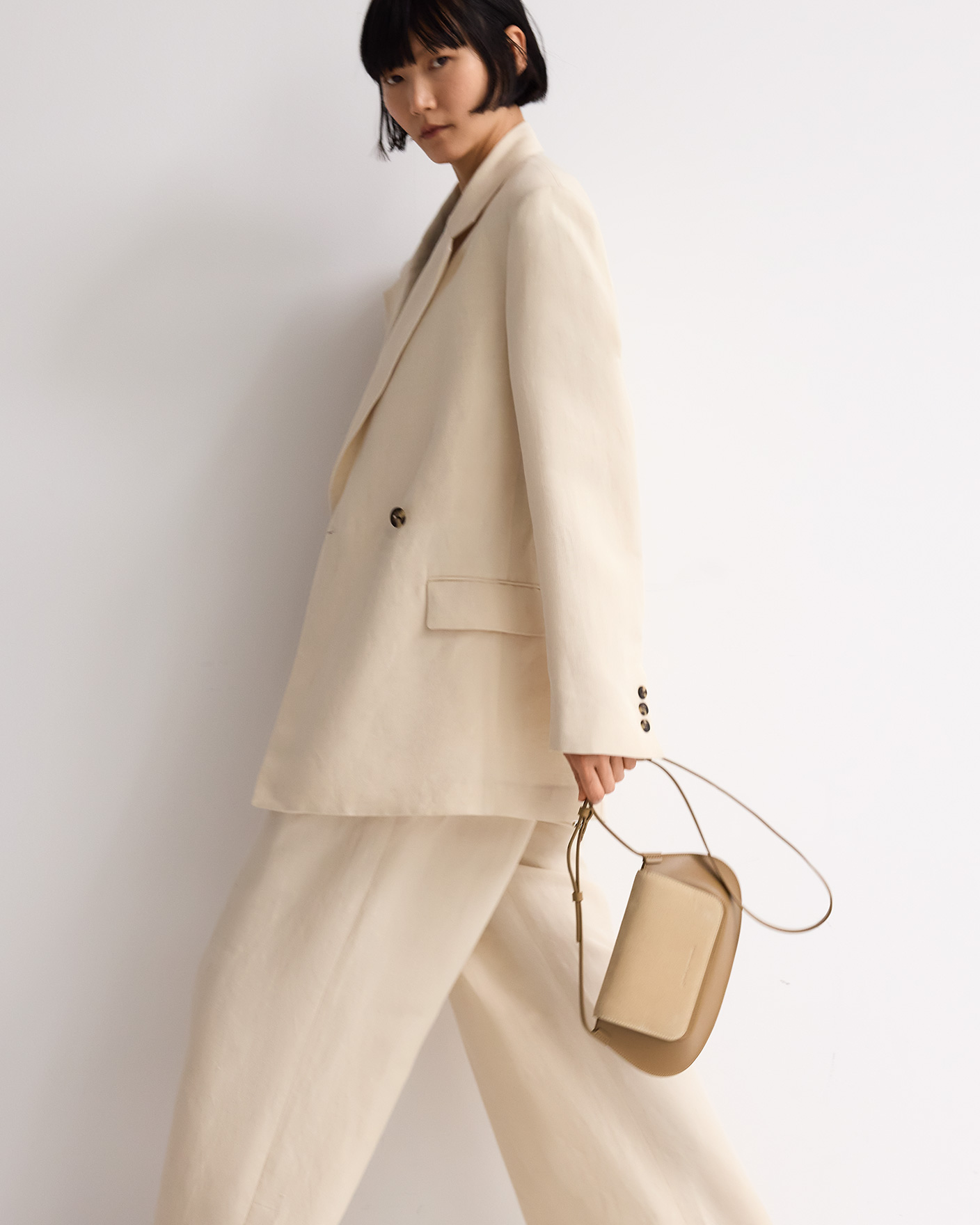 Dorna suede mini crossbody woman image number 4